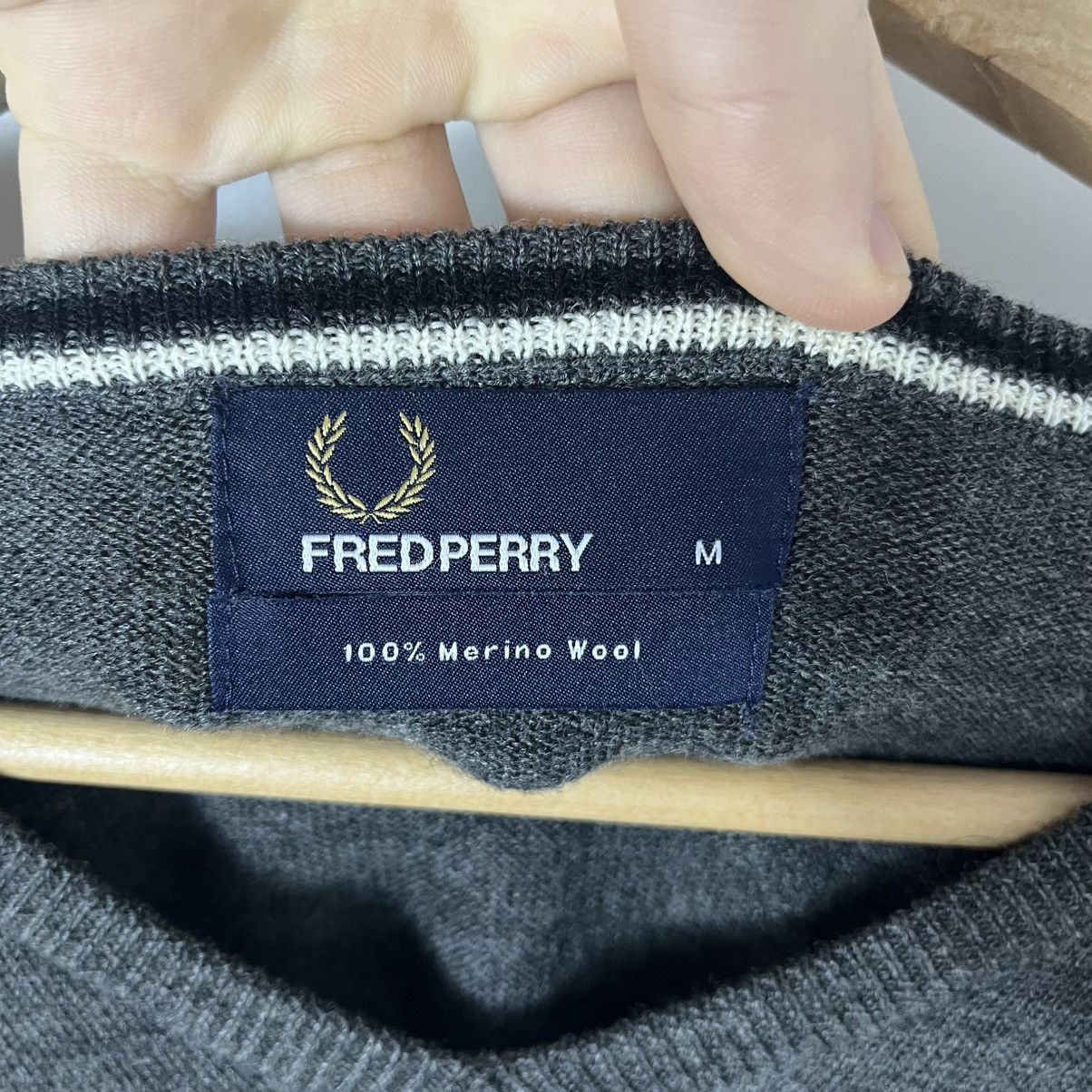 Fred Perry Fred Perry Grey Wool Sweater V-Neck Streetwear Y2K Designer Size US M / EU 48-50 / 2 - 5 Thumbnail