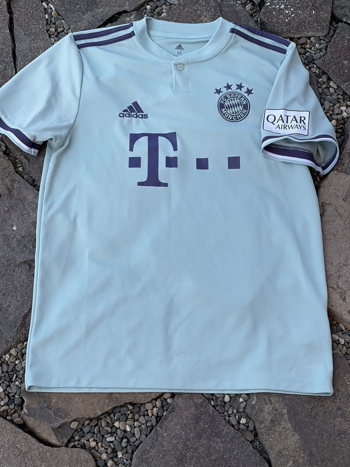 Adidas 2018 Adidas Bayern Munchen soccer jersey Size US M / EU 48-50 / 2 - 6 Thumbnail