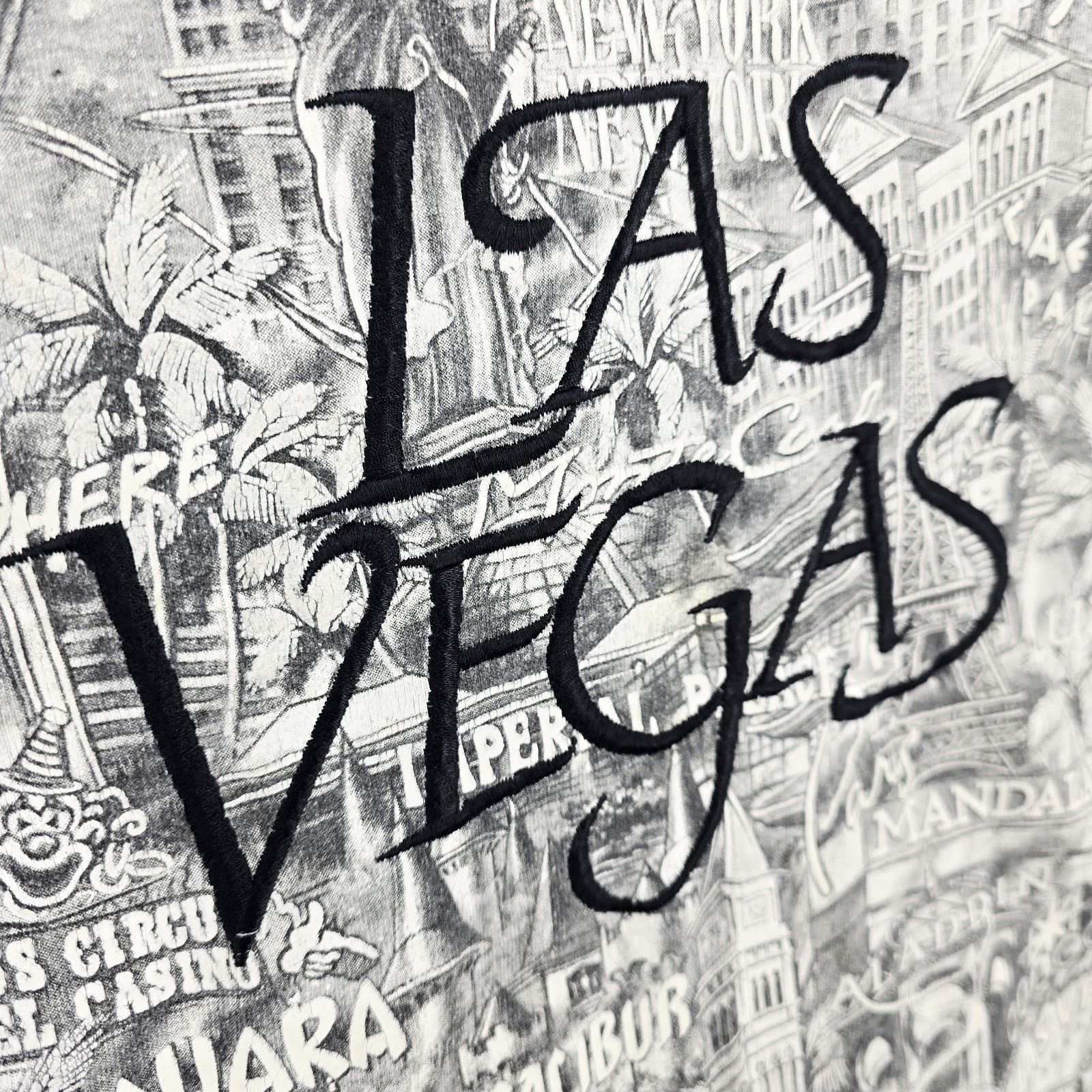 Gildan Vintage Las Vegas Strip Casinos Shirt Large Gray Bellagio Size US L / EU 52-54 / 3 - 4 Thumbnail