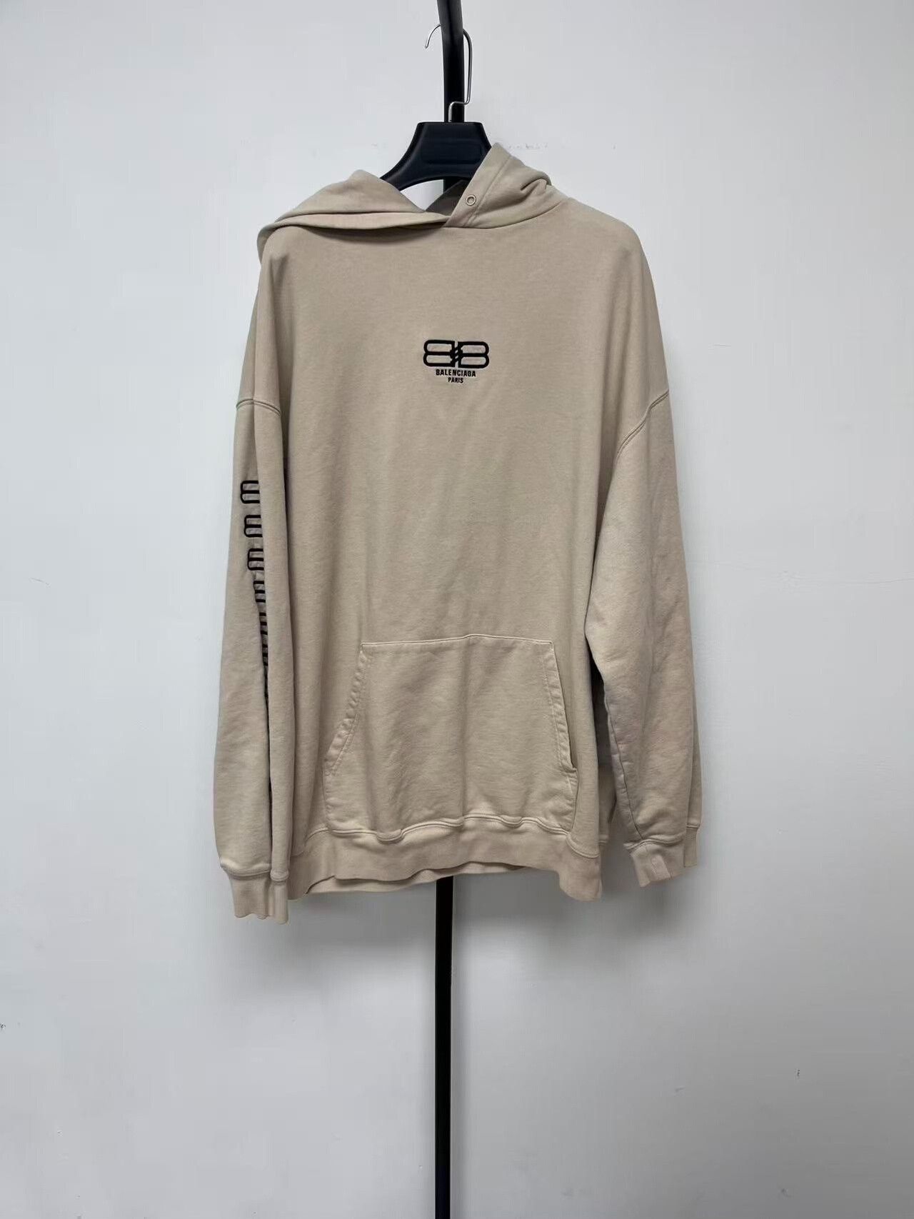 Balenciaga balenciaga logo print long sleeve sweatshirt Size US M / EU 48-50 / 2 - 1 Thumbnail