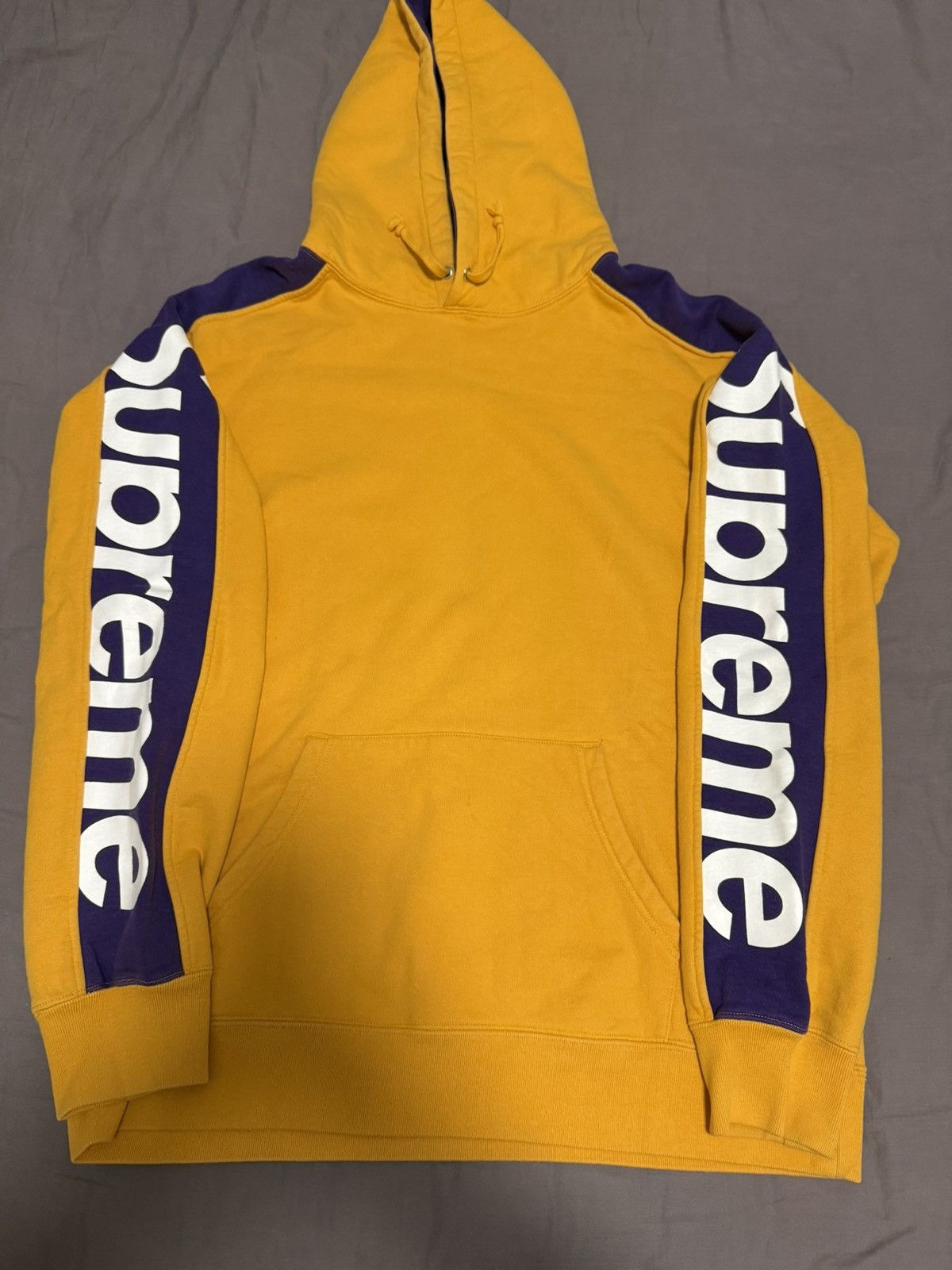 Supreme Sideline Hoodie | Grailed