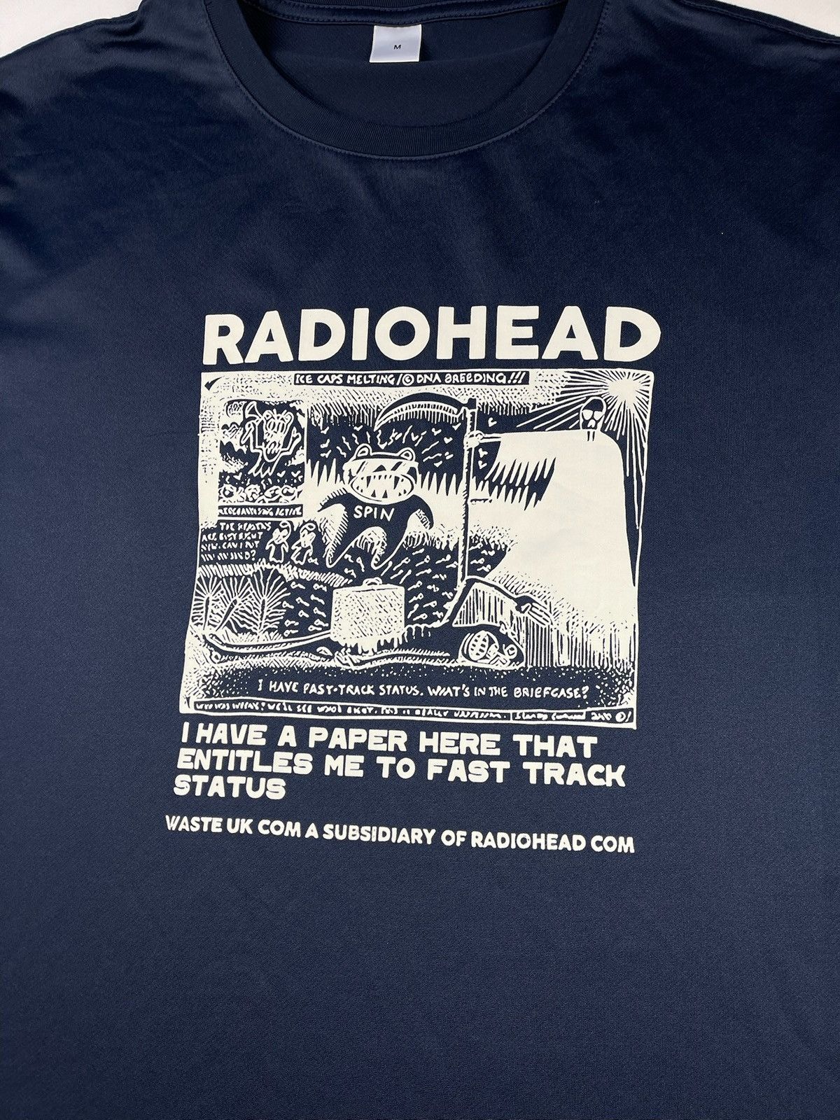 Band Tees Vintage Radiohead Tee Thom Yorke electronic tshirt jersey Size US M / EU 48-50 / 2 - 2 Thumbnail