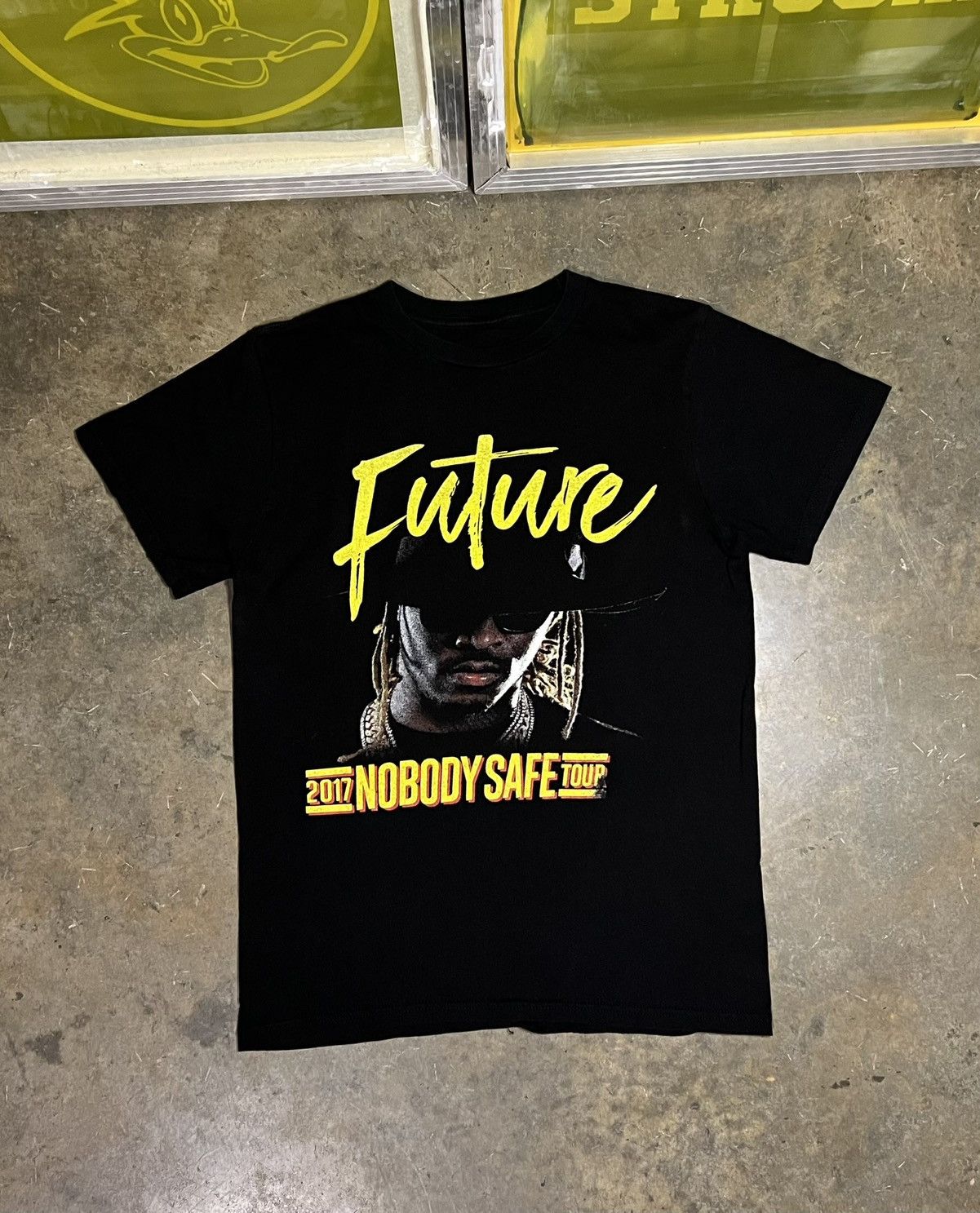 Gildan 2017 Future Nobody’s Safe tour Tshirt Size US S / EU 44-46 / 1 - 1 Thumbnail