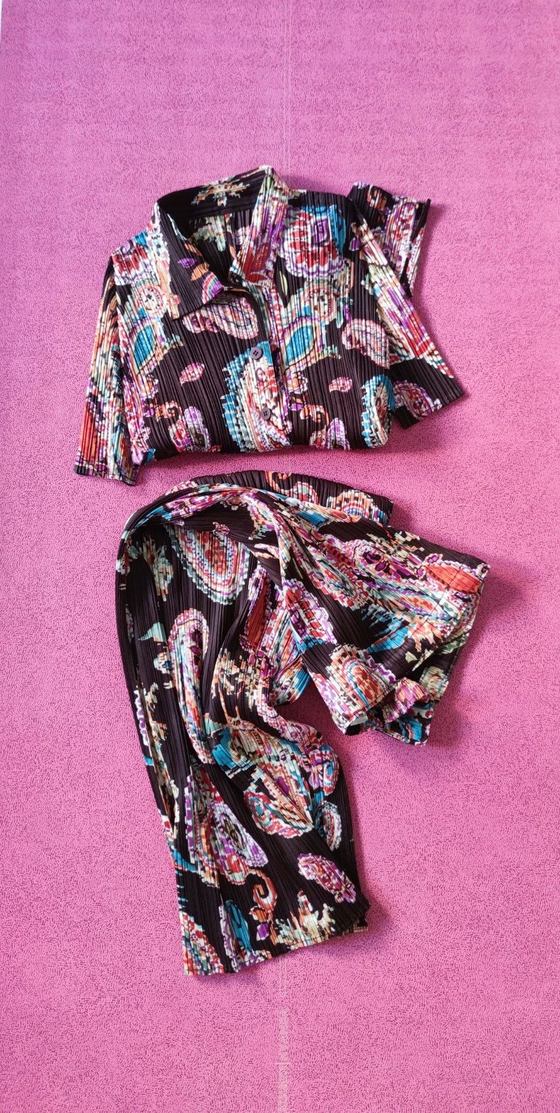 Issey Miyake Issey Miyake size:3 Pink vintage out-of-print Paisley cash Size M / US 6-8 / IT 42-44 - 1 Thumbnail