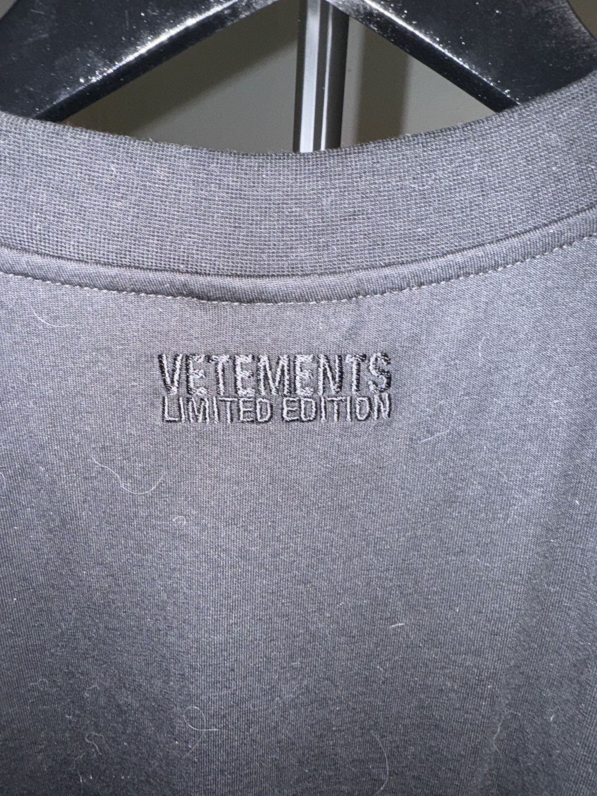 Vetements Vetements 5G T-Shirt Size US XS / EU 42 / 0 - 3 Thumbnail
