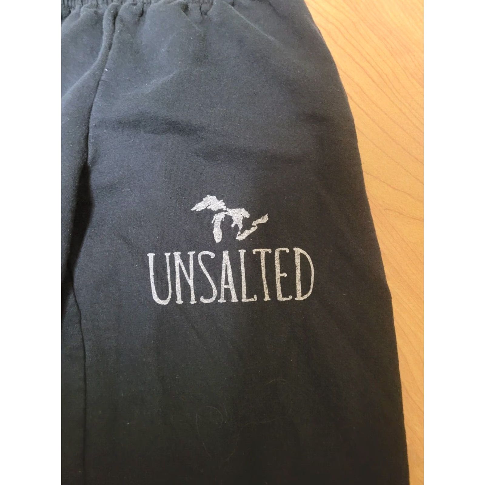 Gildan VINTAGE UNSALTED Great Lakes Michigan Logo Sweatpants Gildan Adult Small Black Cotton Blend Drawstring Tapered Pants Unisex Adults 90s? Size 28" / US 6 / IT 42 - 2 Thumbnail
