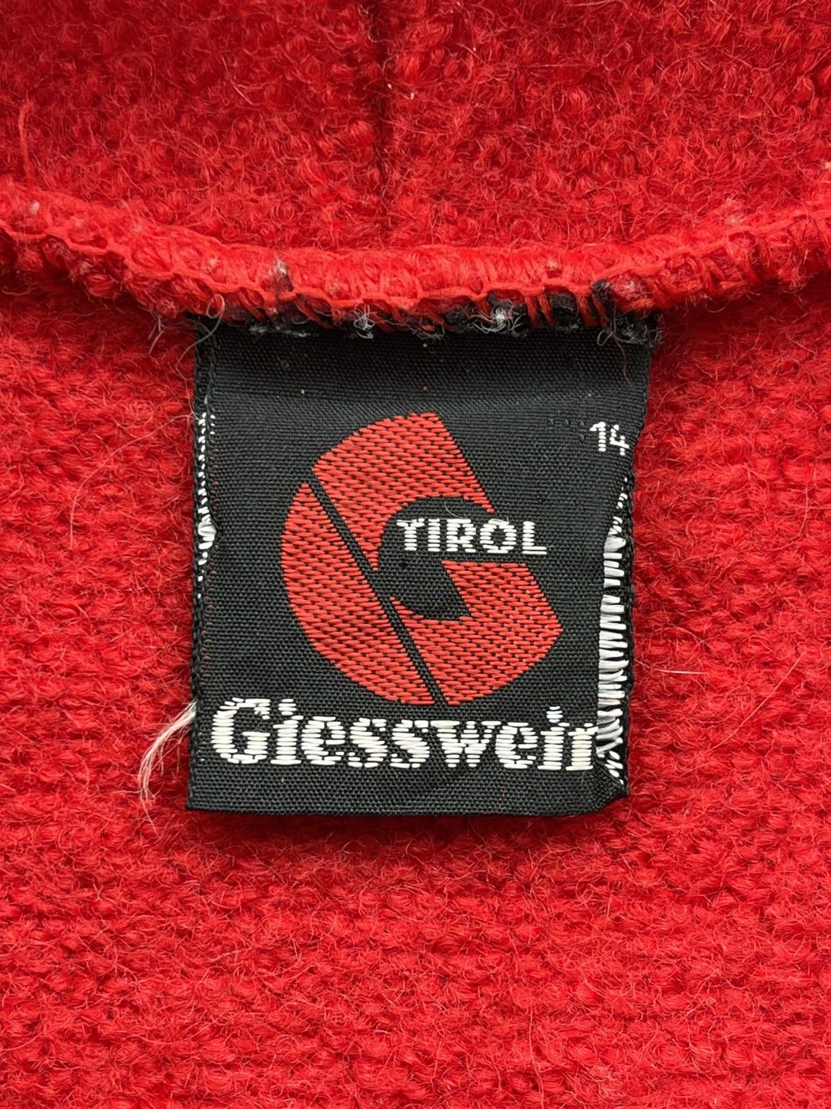 GIESSWEIN × Vintage 🔥Vintage Giesswein Tirol Wool Knit Red Button Jacket Size S / US 4 / IT 40 - 9 Thumbnail