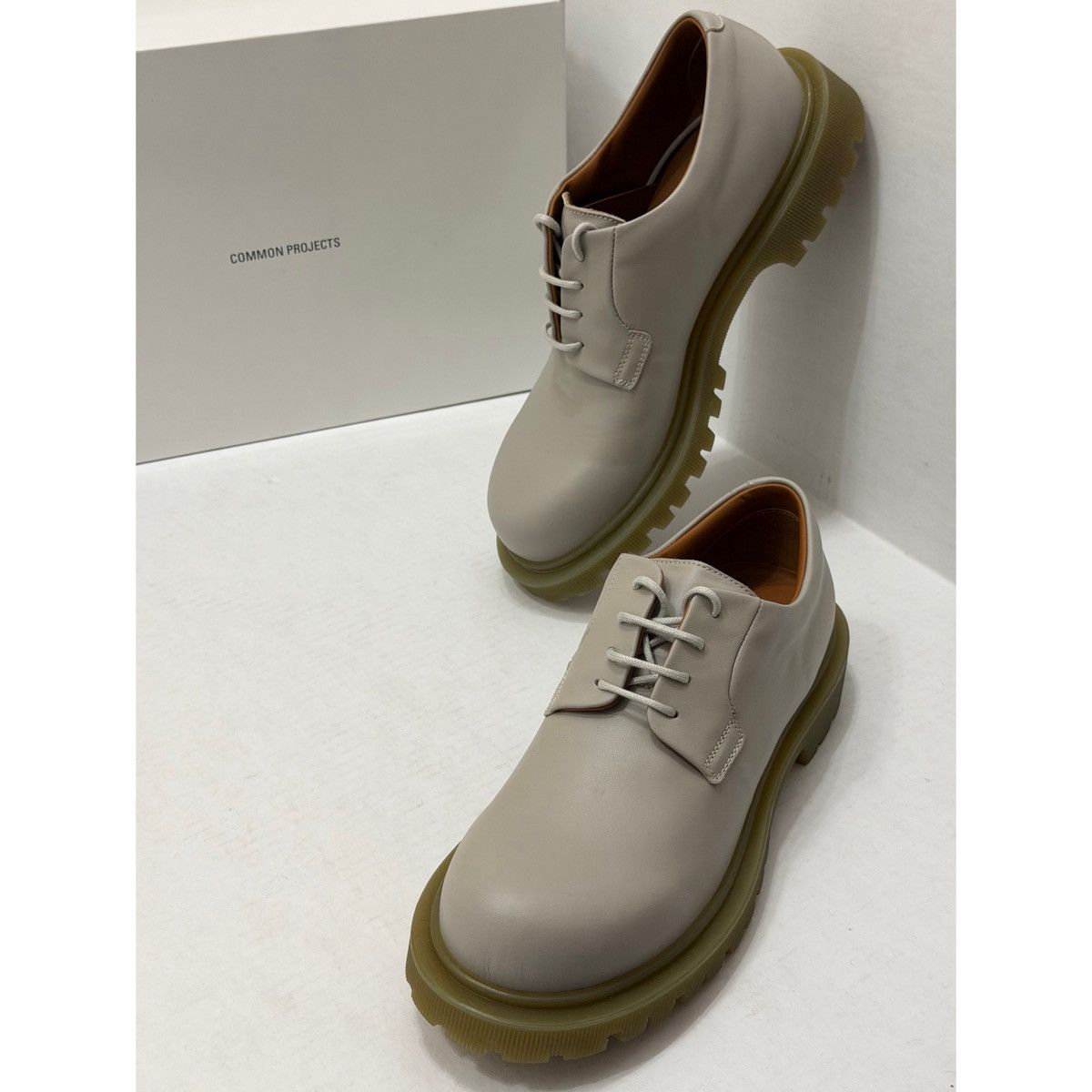 Common Projects COMMOM PROJECTS GREY DERBY WITH SUPER SOLE Size US 9 / EU 42 - 4 Thumbnail
