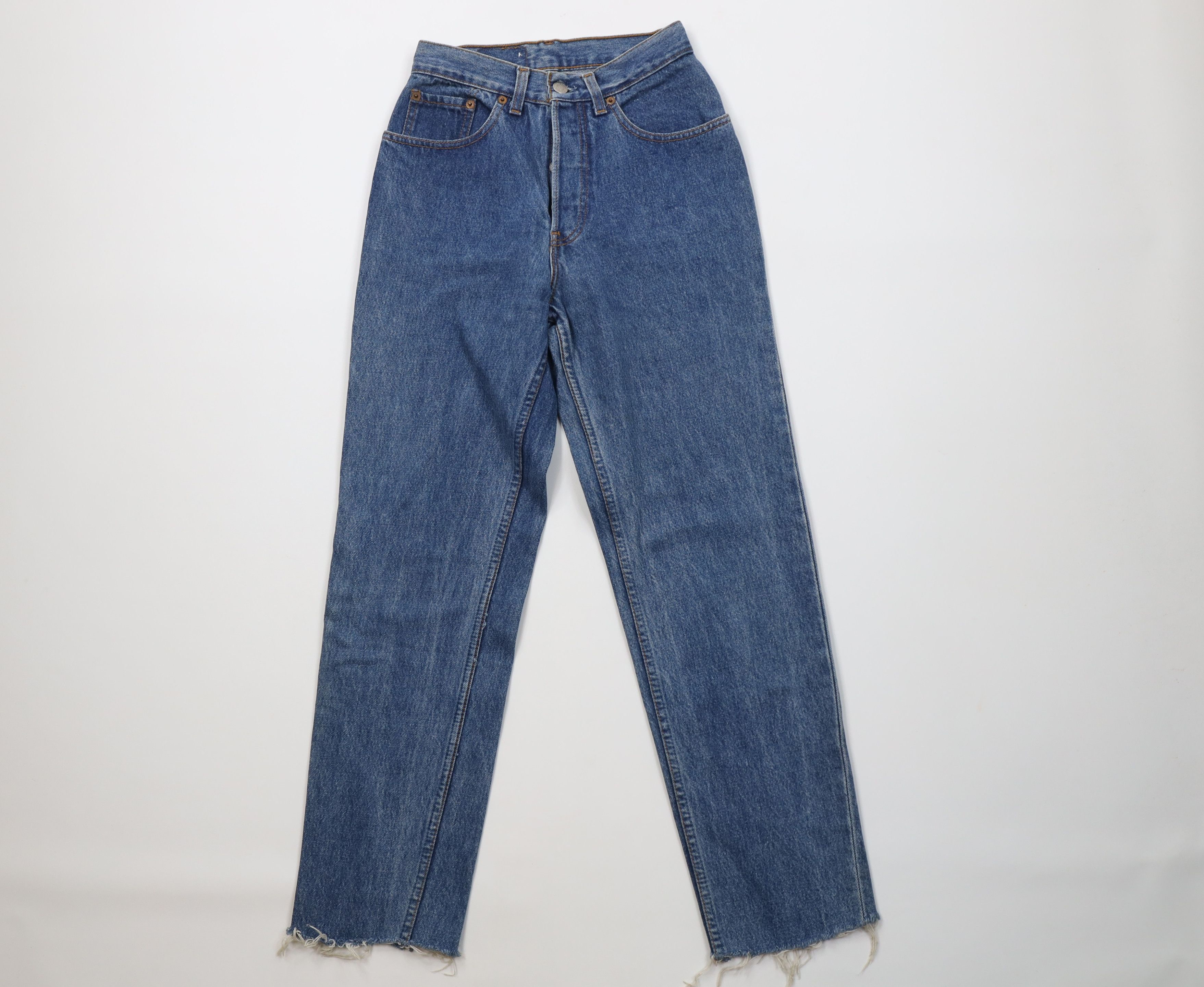 Levi's Vintage 90s Levis 901xx Button Fly High Waisted Mom Jeans Size 27" / US 4 / IT 40 - 1 Thumbnail