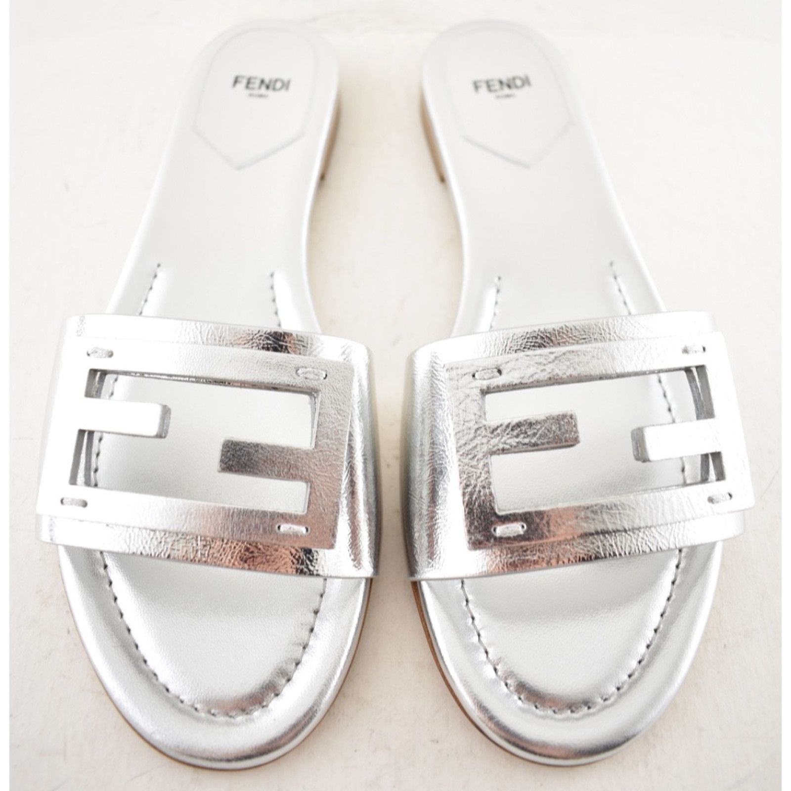 Fendi Fendi Baguette Leather FF Monogram Mule Slide Sandal 39 Size US 9 / IT 39 - 8 Thumbnail