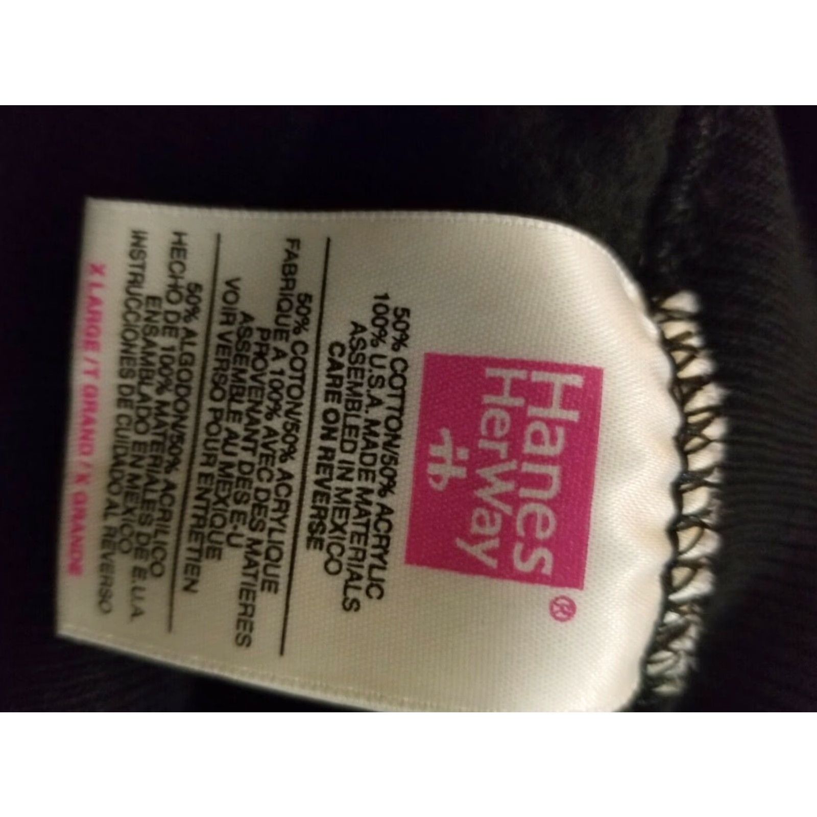 Hanes VINTAGE Hanes Her Way Black Crewneck Sweatshirt - Womens XL - 100% Cotton Fleece Pullover, Solid, 90s/80s Theme, Casual Activewear, Regular Size Size XL / US 12-14 / IT 48-50 - 2 Thumbnail