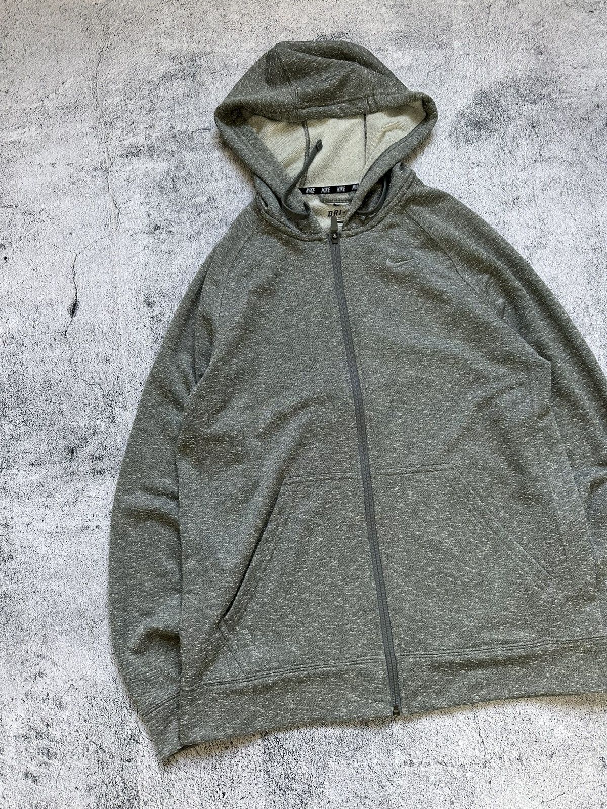 Nike Vintage Nike Zip Hoodie Grey Logo Fit Size US M / EU 48-50 / 2 - 5 Thumbnail