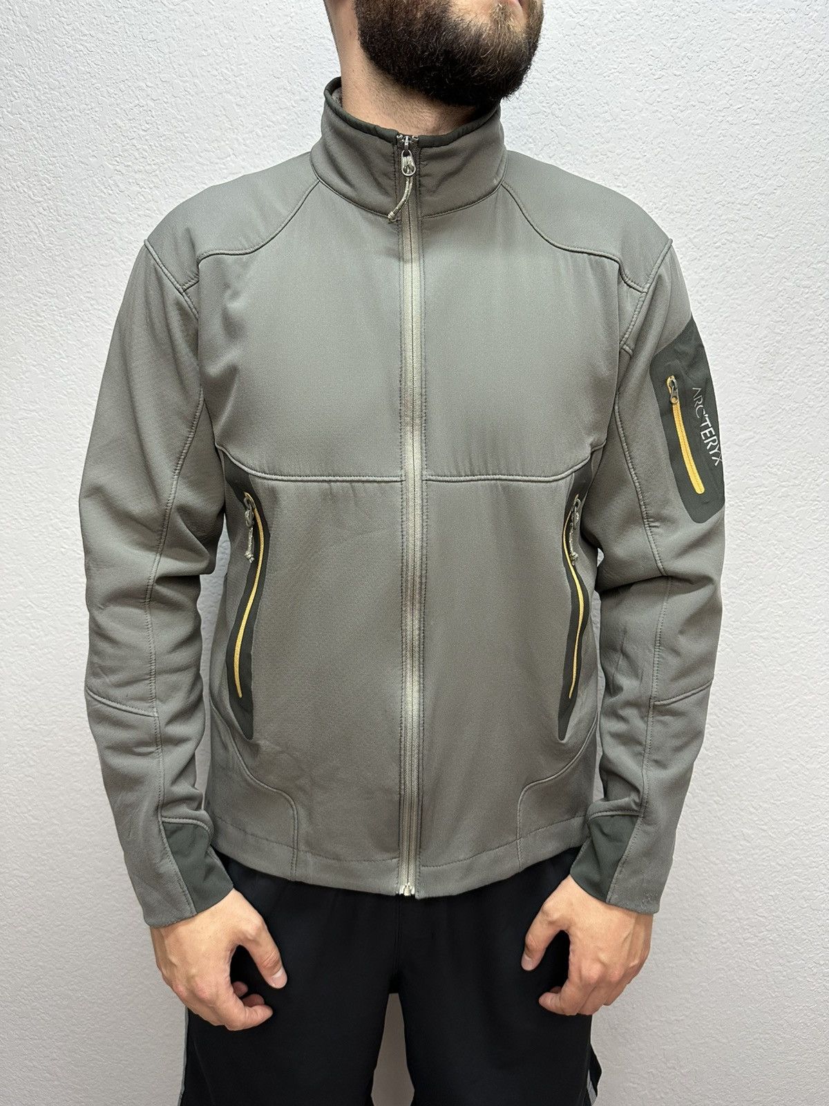 Arc'teryx Vintage Arc’teryx Fleece Jacket Reflective Logo Canada Size US M / EU 48-50 / 2 - 2 Thumbnail