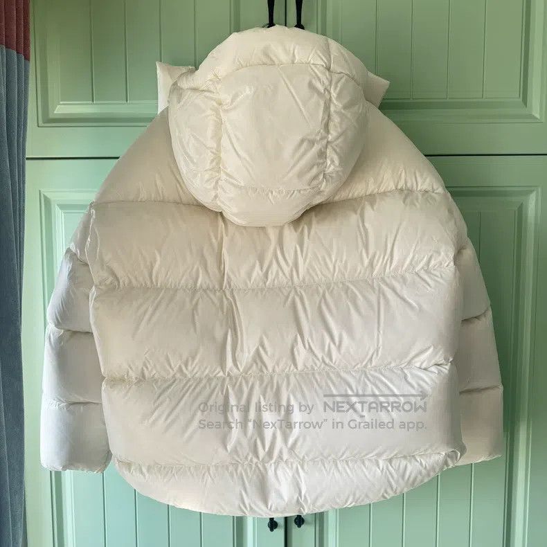 Valentino Valentino White down jacket Size XS / US 0-2 / IT 36-38 - 2 Thumbnail