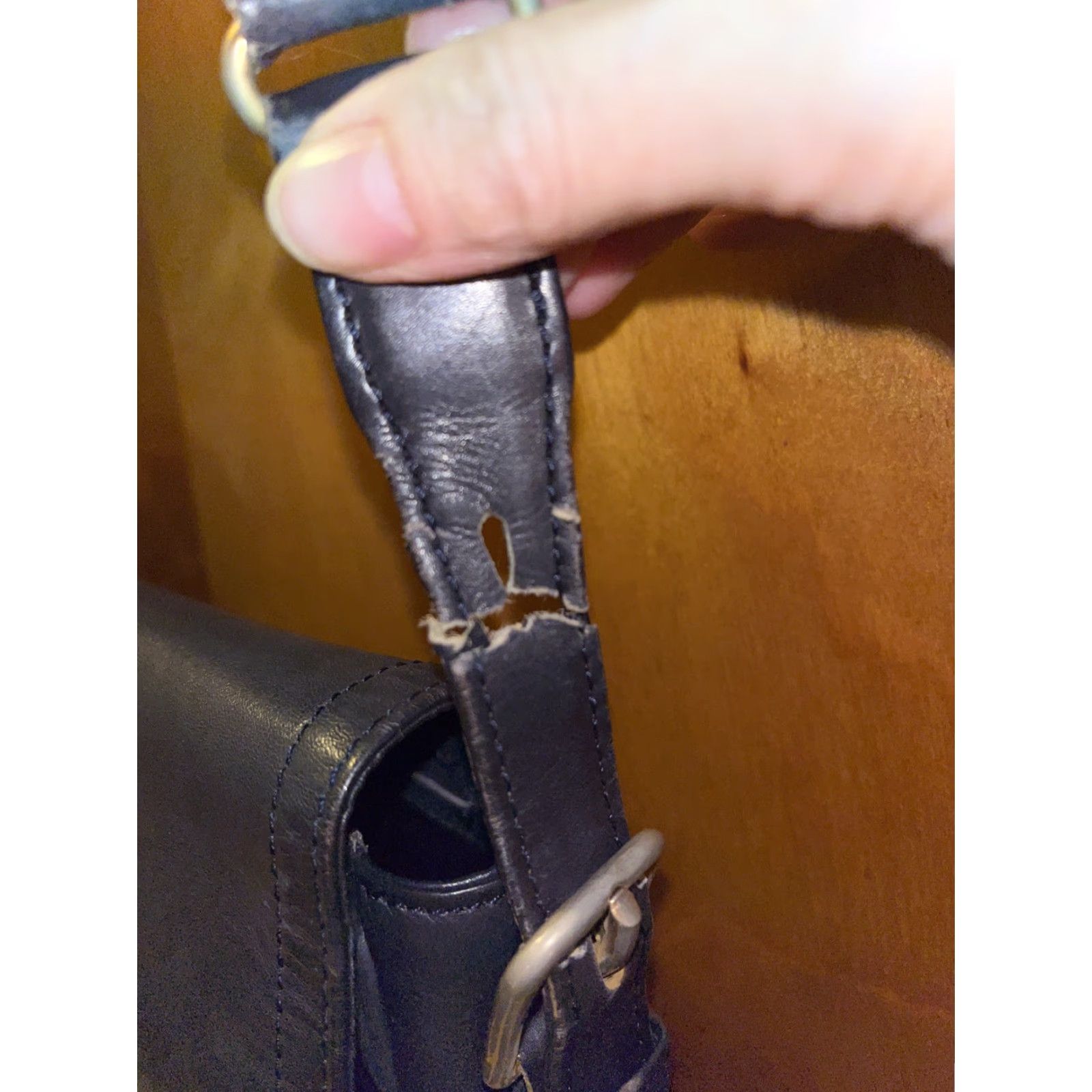 Yves Saint Laurent VINTAGE Yves Saint Laurent Dark Blue Leather Purse Made In Paris Satchel/Top Handle Bag Women Medium Size ONE SIZE - 6 Thumbnail
