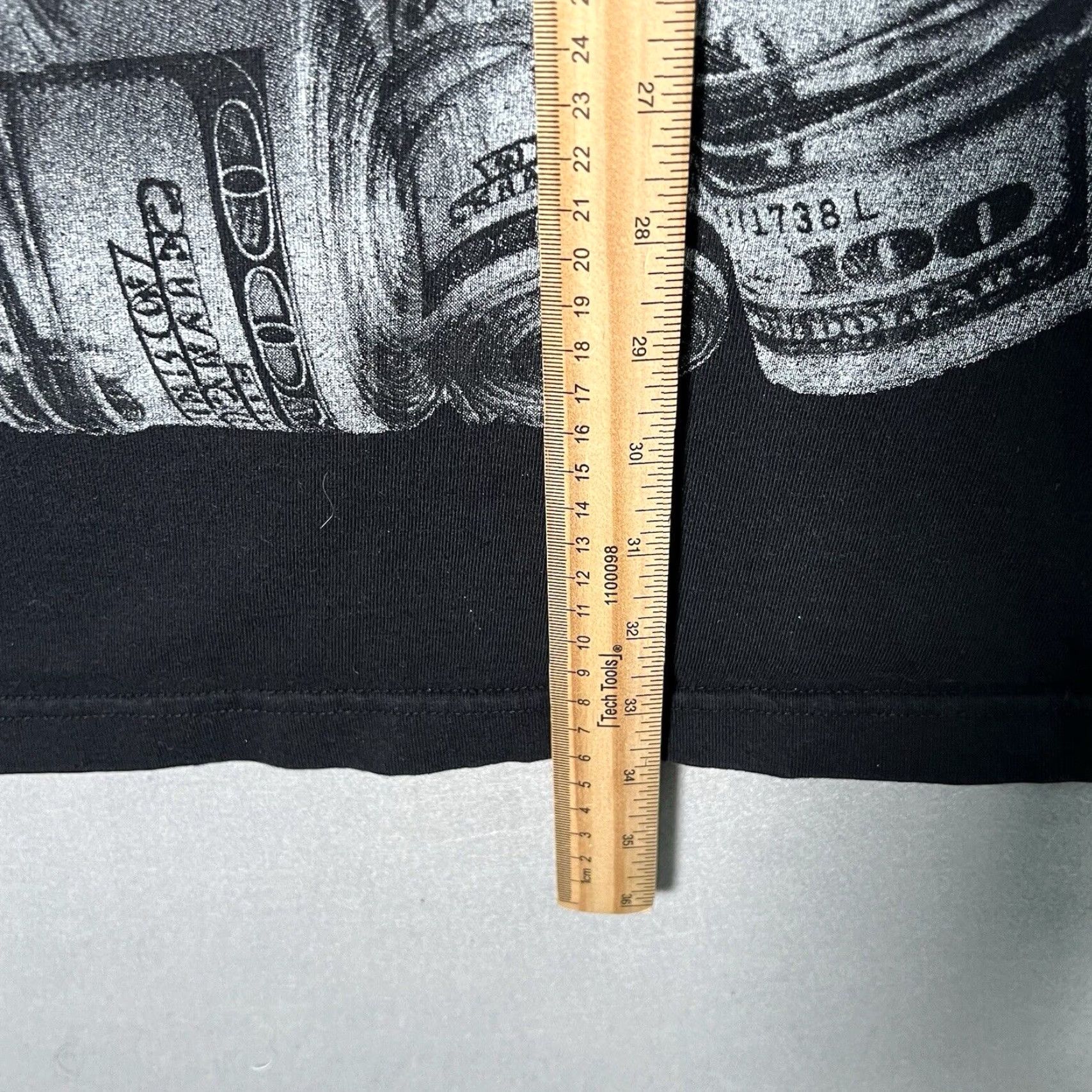 Vintage VINTAGE Benjamin 100 Dollar Bill Money Tee Shirt Adult 2XL Black Mens 1990s Graphic Tee Size US XXL / EU 58 / 5 - 4 Thumbnail