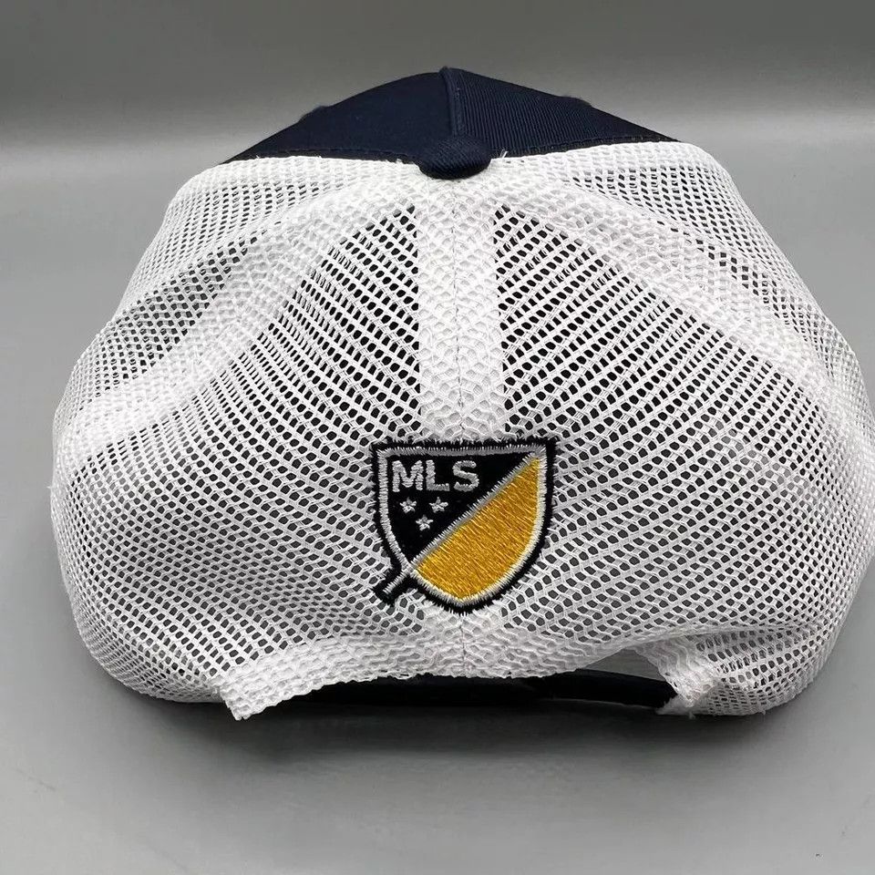 Other Los Angeles LA Galaxy Trucker Hat Men Fanatics MLS Snap Back Size ONE SIZE - 7 Thumbnail