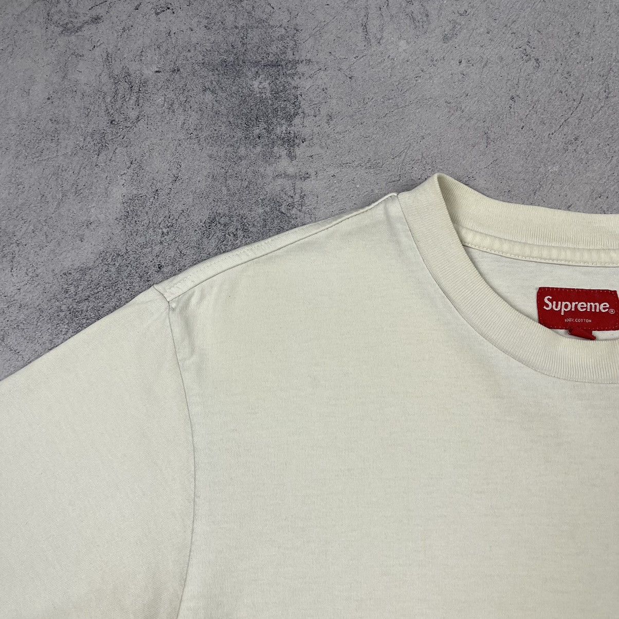 Supreme Supreme classic logo T Shirt Size US L / EU 52-54 / 3 - 13 Thumbnail