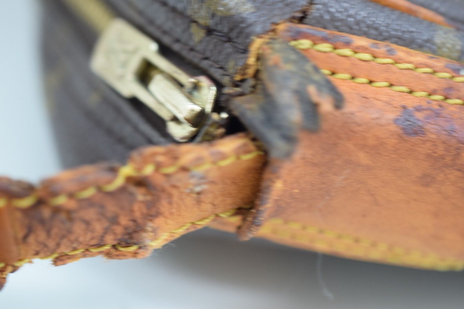 Louis Vuitton Louis Vuitton Jeune Fille GM Crossbody Monogram M51225 Size ONE SIZE - 12 Thumbnail