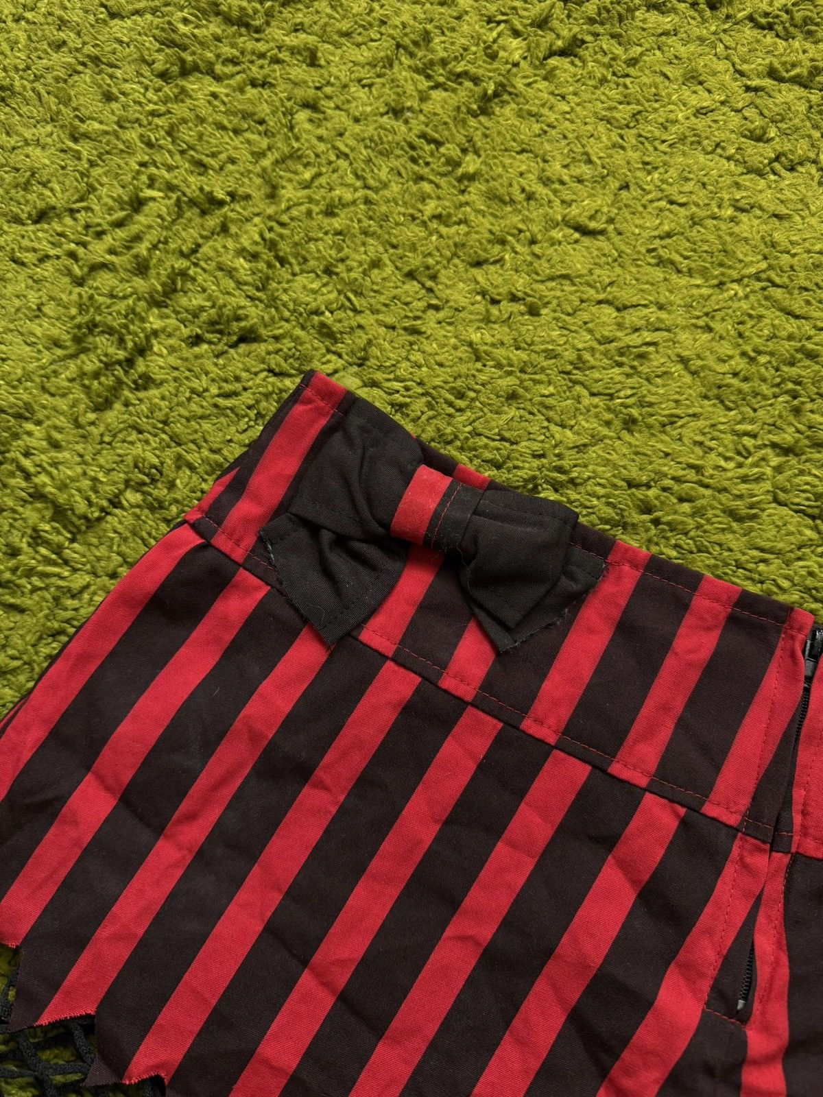 If Six Was Nine Avant Garde Y2K grunge vibe striped mesh mini skirt Size 30" / US 8 / IT 44 - 4 Thumbnail