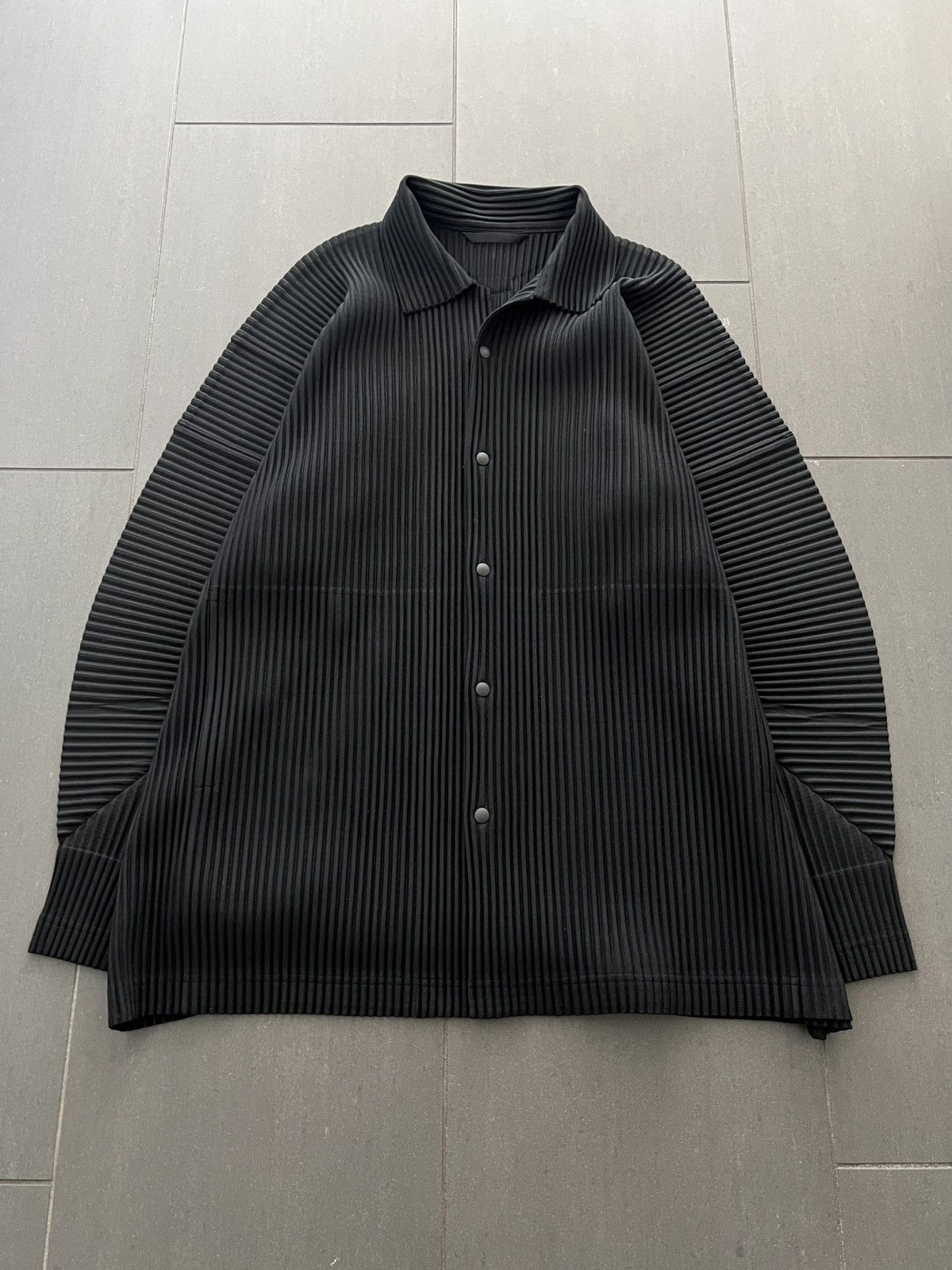 image of Homme Plisse Issey Miyake Issey Miyake Homme Plisse Button Up Jacket in Black, Men's (Size XL)