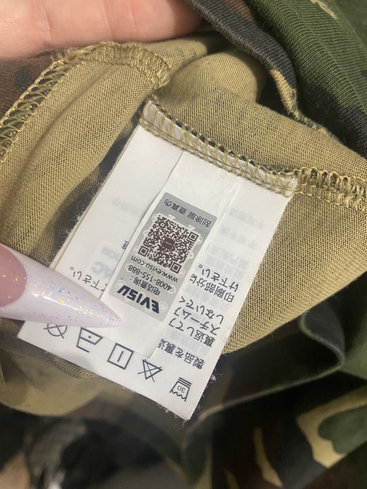 Evisu × Palace palace x evisu heart t-shirt camo Size US M / EU 48-50 / 2 - 7 Thumbnail