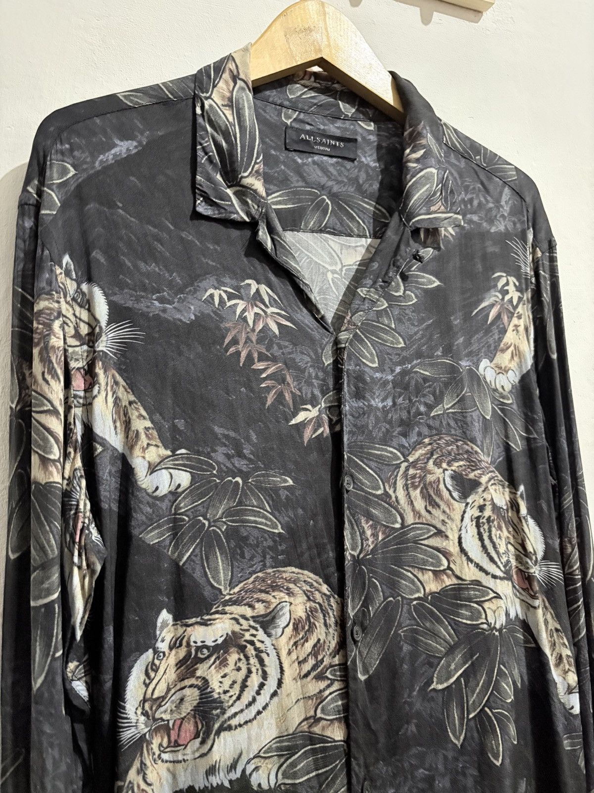 Allsaints × Japanese Brand × Vintage Allsaints pattern tiger ifsixwasnine button shirt Size US M / EU 48-50 / 2 - 4 Thumbnail