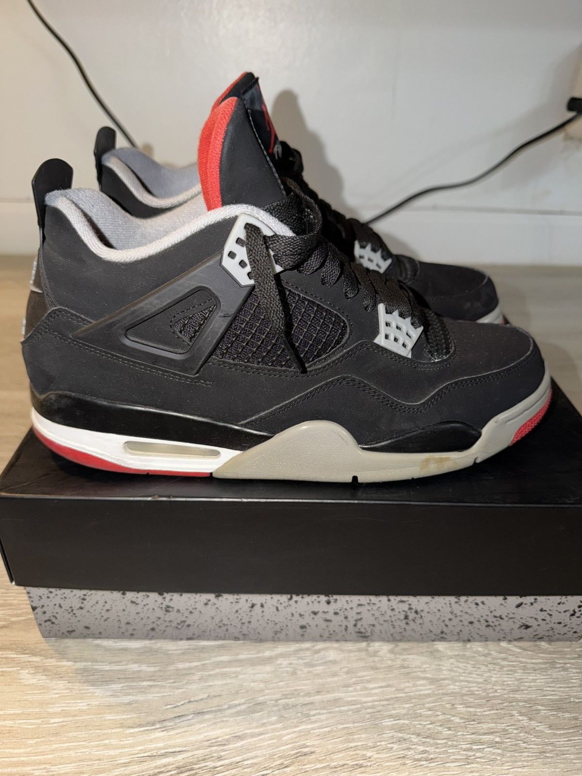 Jordan Brand Air jordan 4 retro Size US 10.5 / EU 43-44 - 1 Thumbnail