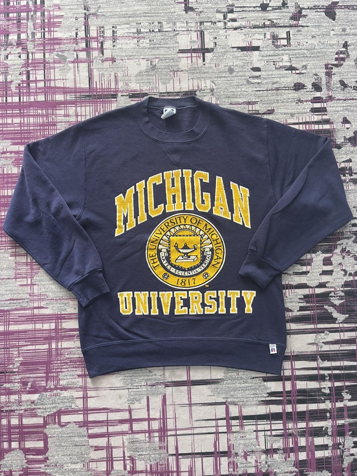 Russell Athletic VINTAGE UNIVERSITY OF MICHIGAN 1817 SPELL OUT VERY RARE Size US M / EU 48-50 / 2 - 1 Thumbnail