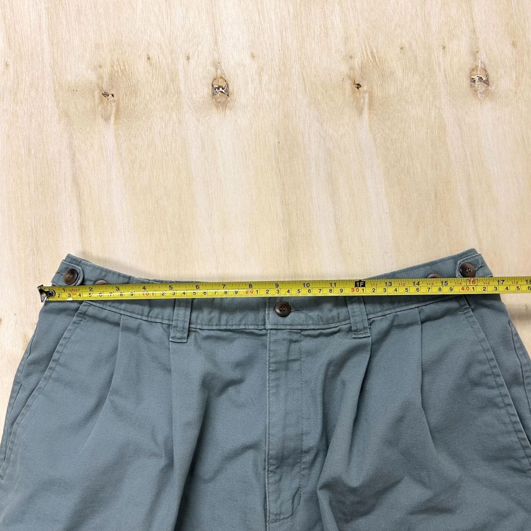 Dockers VINTAGE Dockers Chino Shorts Mens 36 Green Pleated Elastic Waist Casual Summer Mens Size US 36 / EU 52 - 5 Thumbnail
