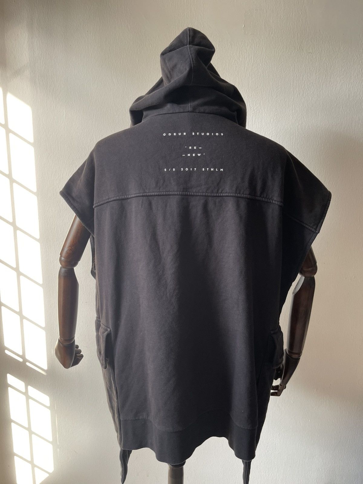 Concepts d'Odeur S/S2017 Odeur Studios Zipper Sleeveless Hoodie C2 Size US XL / EU 56 / 4 - 1 Thumbnail