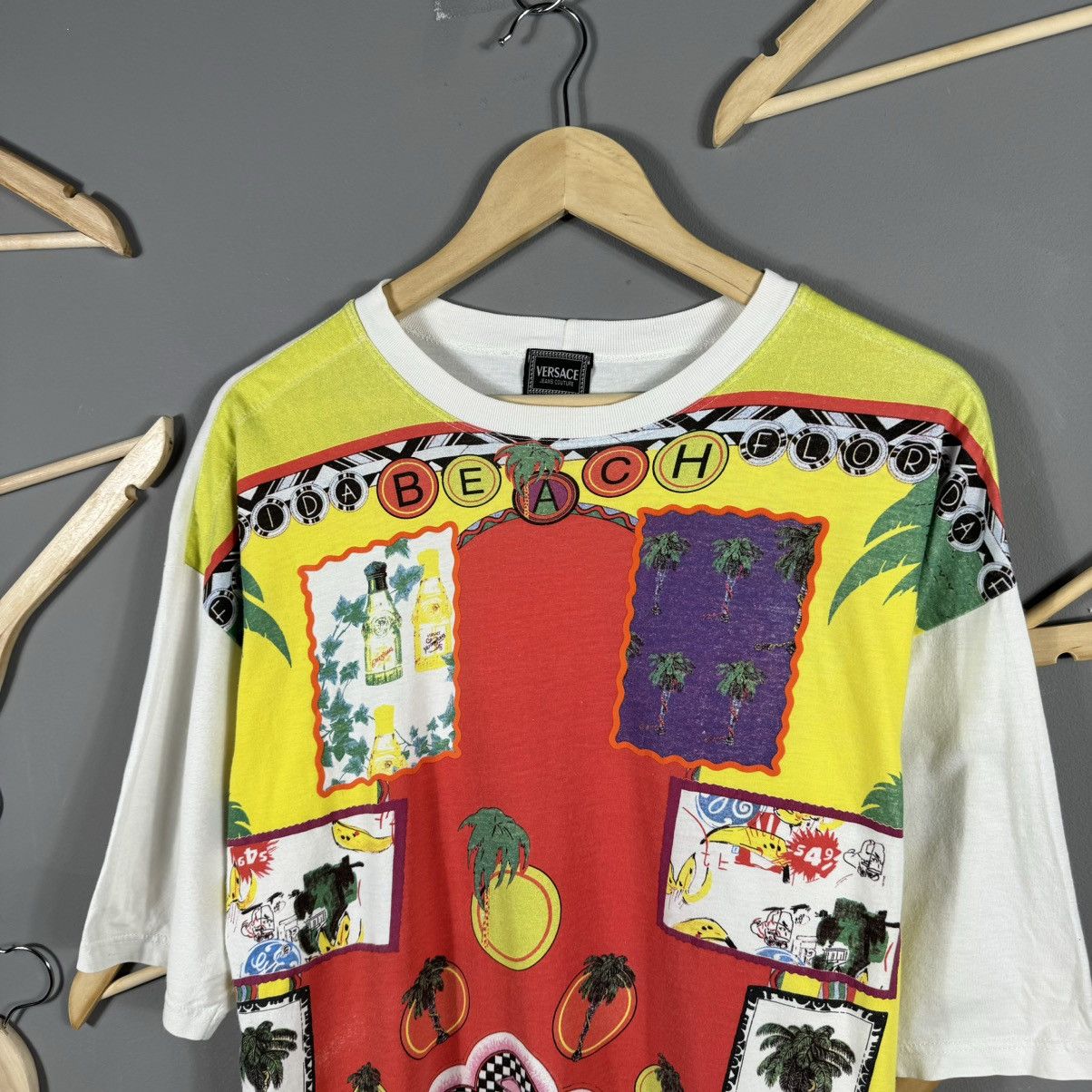 Versace × Versace Jeans Couture × Vintage Vintage 90s Versace Jeans Couture Florida Beach T-shirt Size US L / EU 52-54 / 3 - 4 Thumbnail