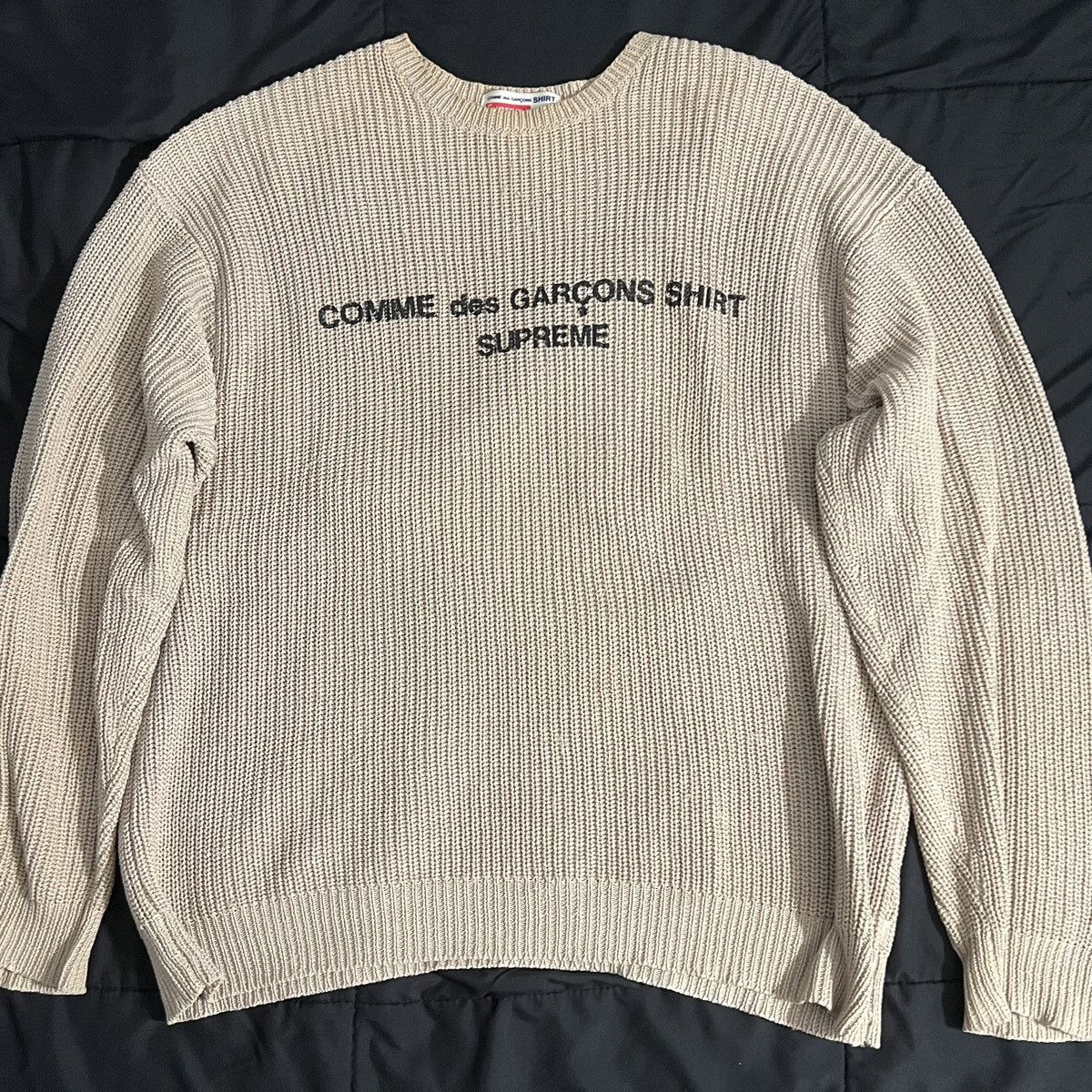 Supreme comme des garcons shirt 2024 sweater tan