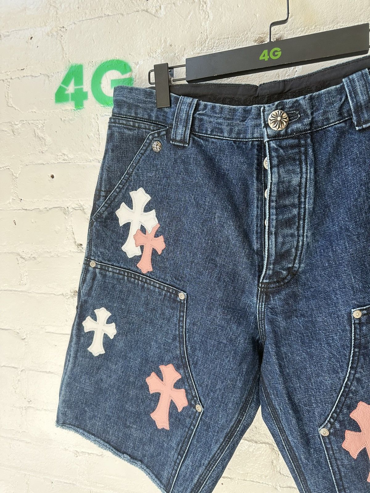 Chrome Hearts CHROME HEARTS PINK PATCH CARPENTER SHORTS Size US 32 / EU 48 - 2 Thumbnail