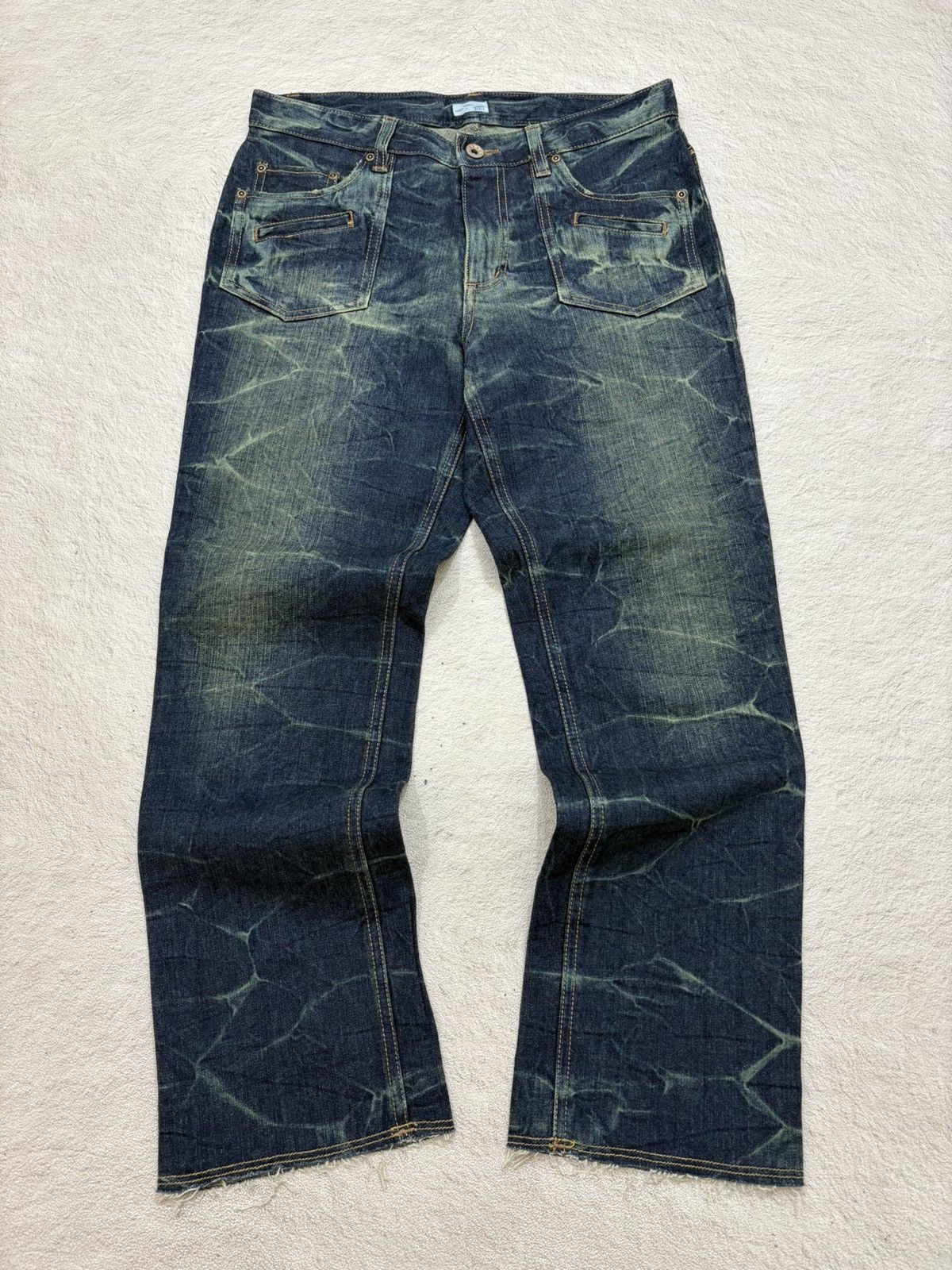 Japanese Brand 00s Japanese Brand Denim Heavy Whiskers Worn Look Y2K Size US 30 / EU 46 - 1 Thumbnail