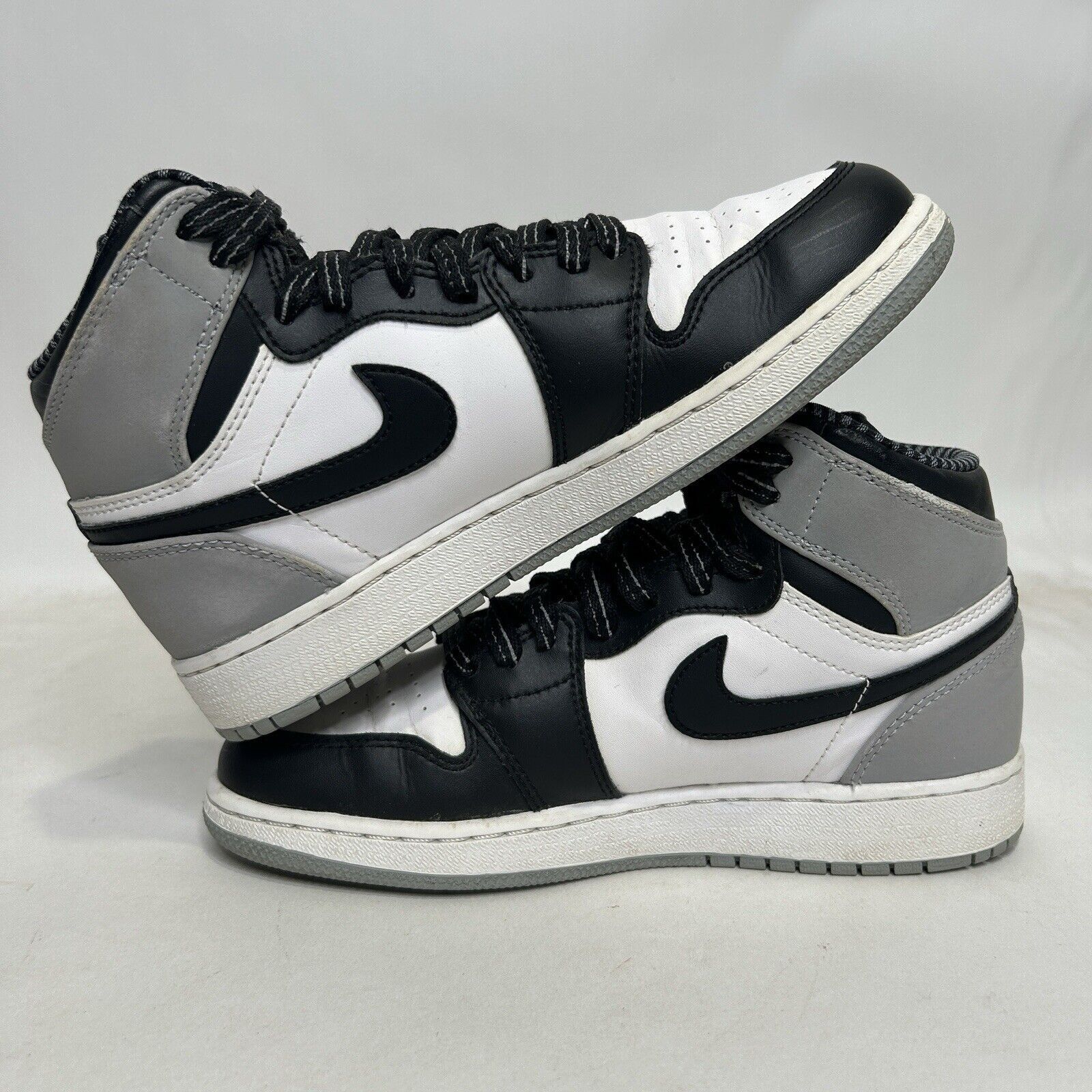 Jordan Brand Nike Air Jordan 1 Retro High OG GS “Barons” 2024 Size US 6 / IT 36 - 3 Thumbnail