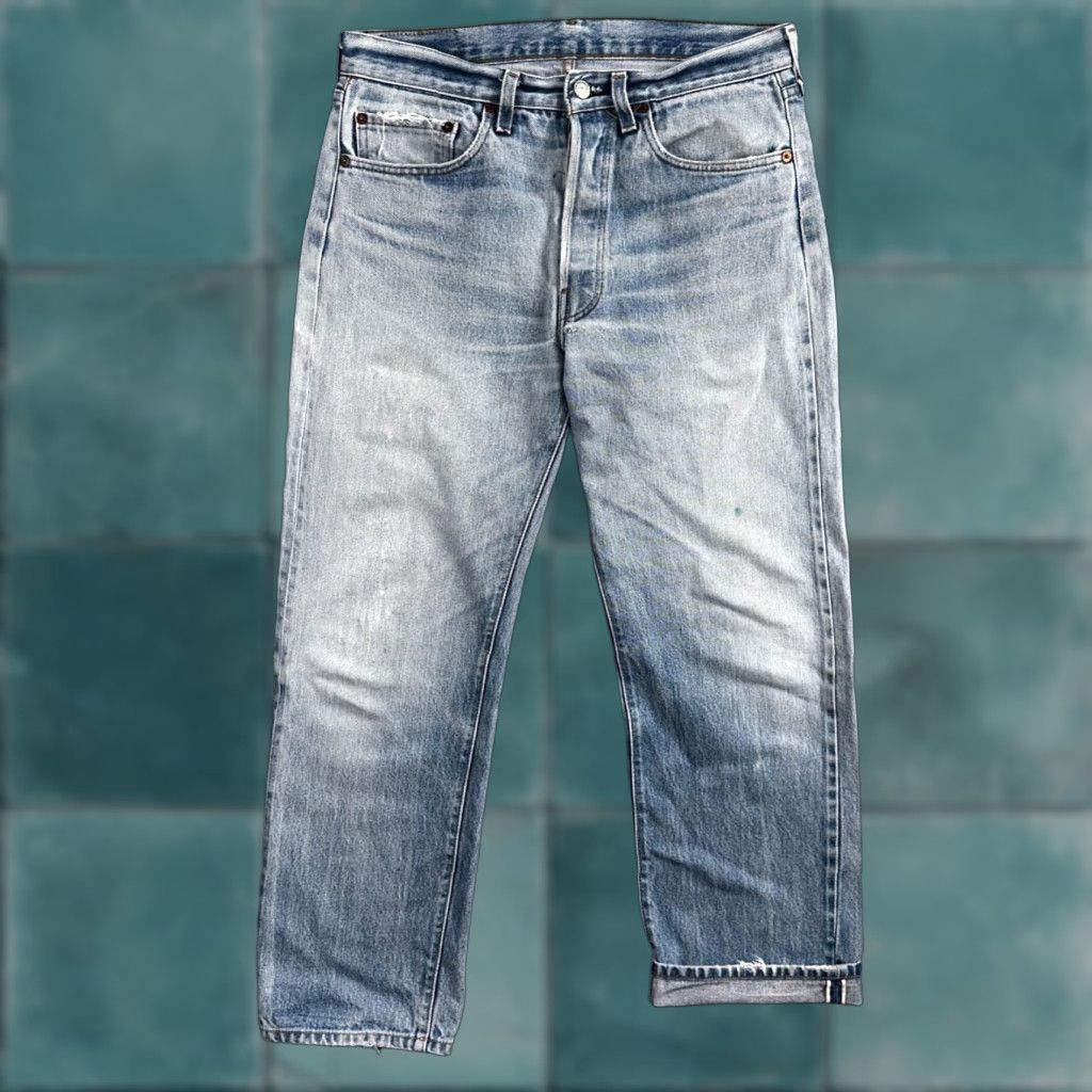 Levi's VINTAGE Levi's 501 Jeans Men 32x27 Light Wash Denim 80s USA Selvedge Straight Classic 70s Rigid Size US 32 / EU 48 - 1 Thumbnail