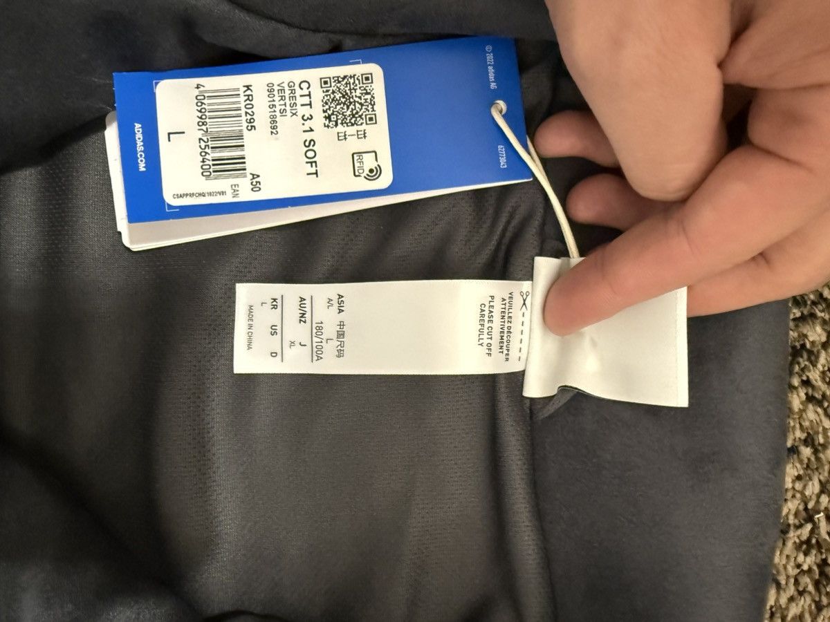 Adidas Adidas CTT jacket Size US L / EU 52-54 / 3 - 4 Thumbnail