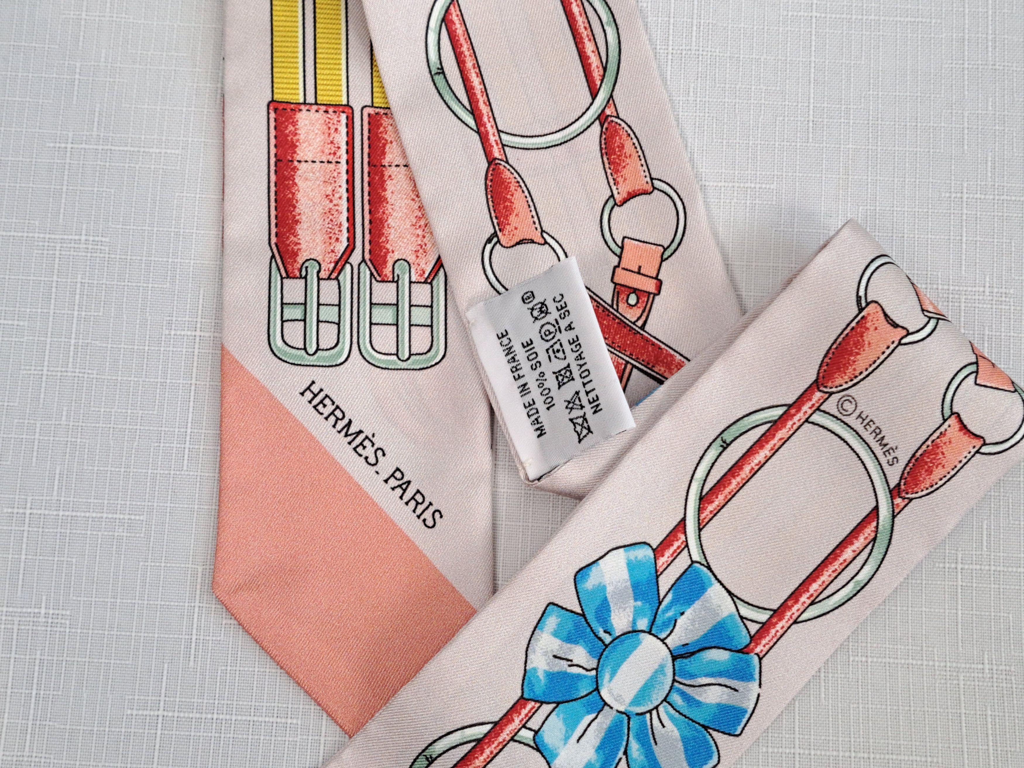Hermes HERMES Paris silk twilly scarf. Size ONE SIZE - 13 Thumbnail