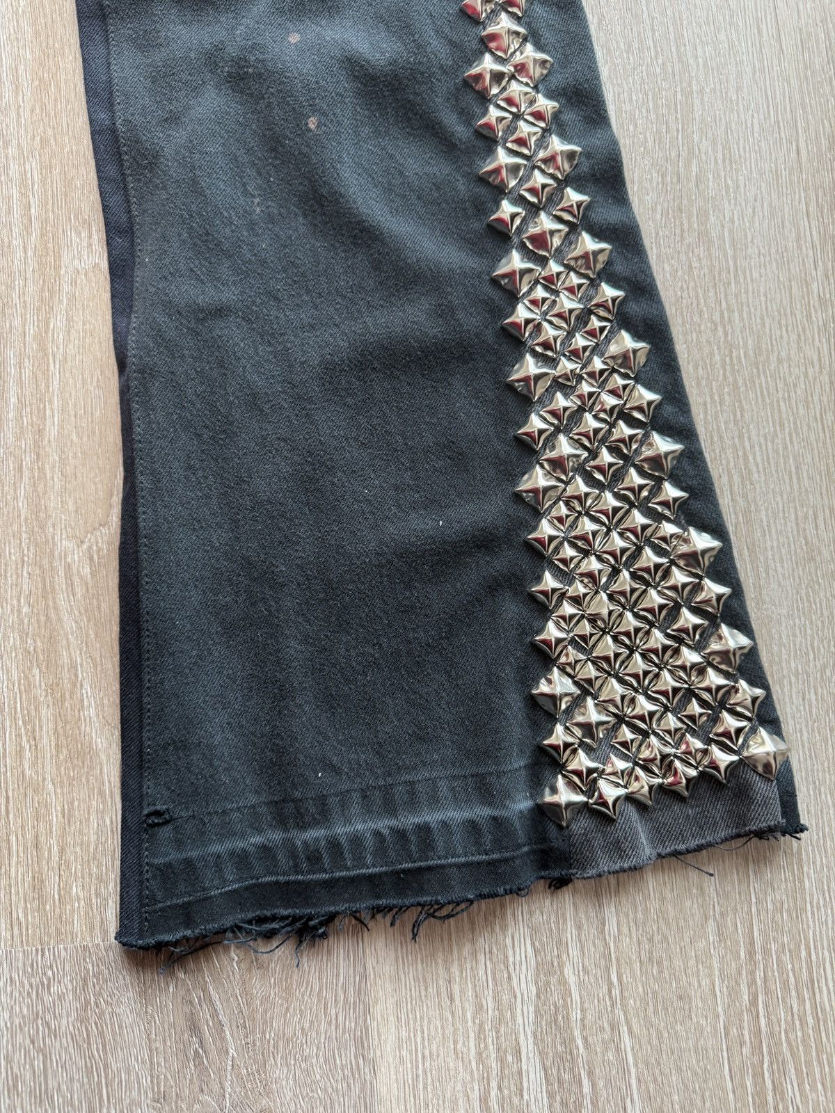 Gallery Dept. Gallery Dept. Studded La Flare Jeans Size US 32 / EU 48 - 9 Thumbnail