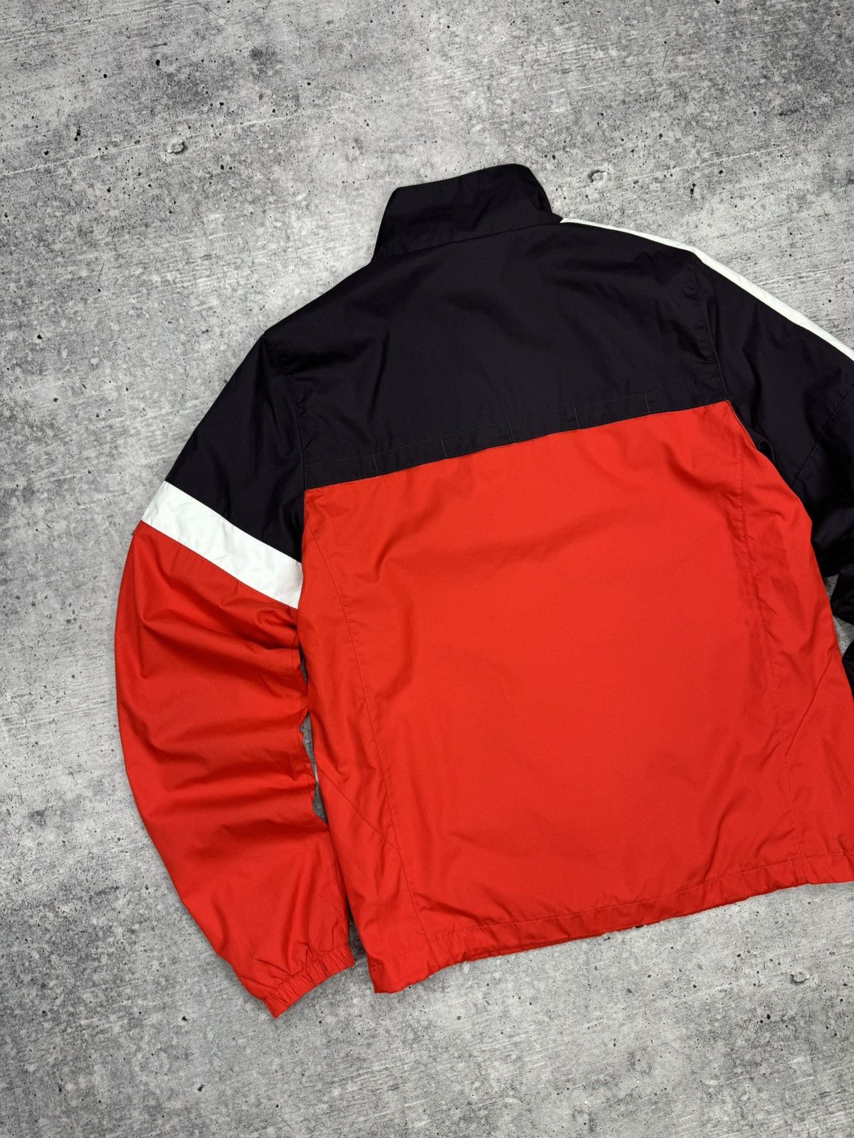 Nike × Vintage Vintage Nike Athletico Madrid Y2K Nylon Soccer Bomber Jacket Size US S / EU 44-46 / 1 - 15 Thumbnail