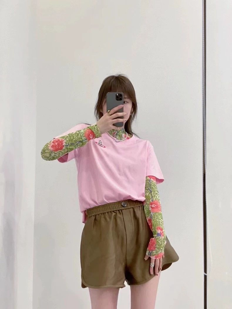 Vivienne Westwood Vivienne Westwood size40 Saturn short sleeves Size XS / US 0-2 / IT 36-38 - 6 Thumbnail