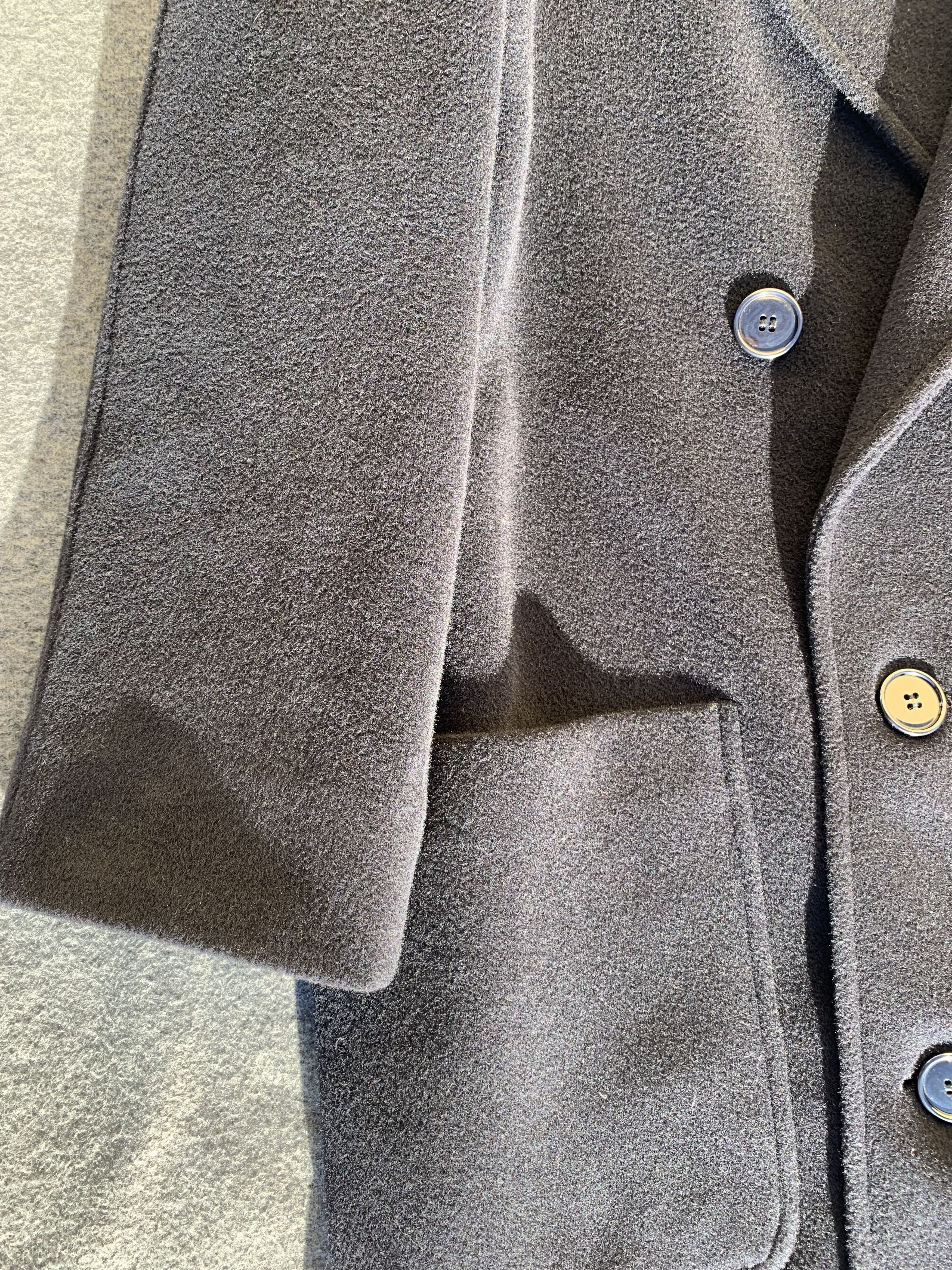 Giorgio Armani Giorgio Armani Double-Breasted Coat - Size 52 IT/ US L Size US L / EU 52-54 / 3 - 10 Thumbnail