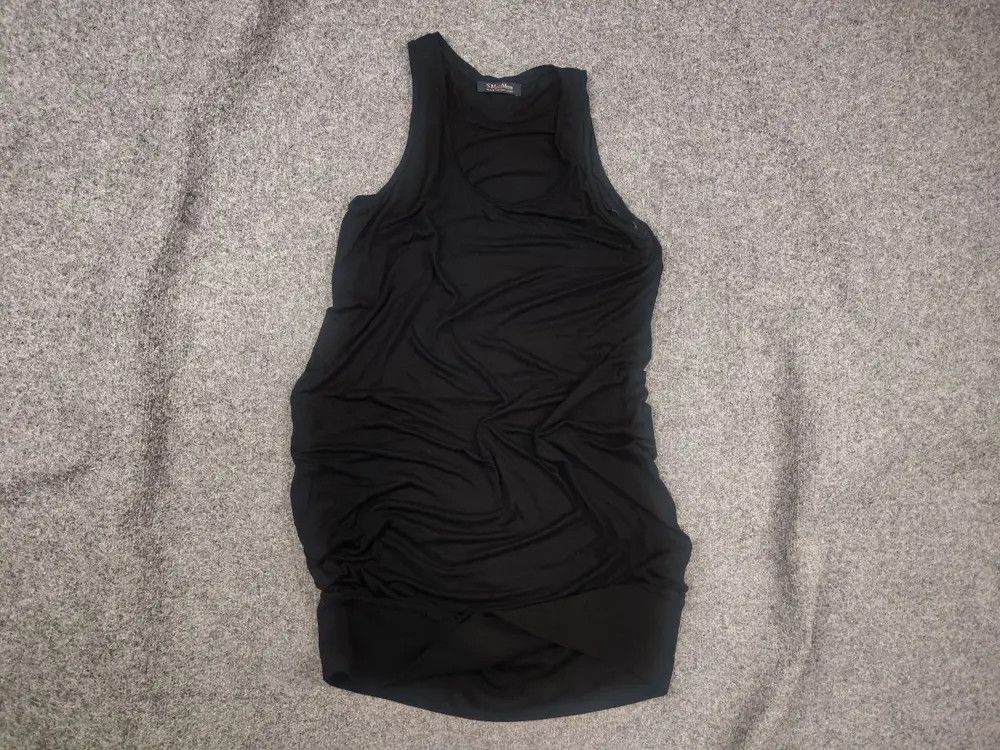 Max Mara s Max Mara Solid Round Neck Knee Length sleeveless dress Size M / US 6-8 / IT 42-44 - 1 Thumbnail