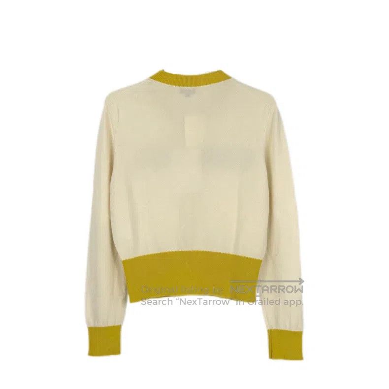 Chanel Chanel Beige yellow edge classic large logo cashmere cardi Size M / US 6-8 / IT 42-44 - 2 Thumbnail