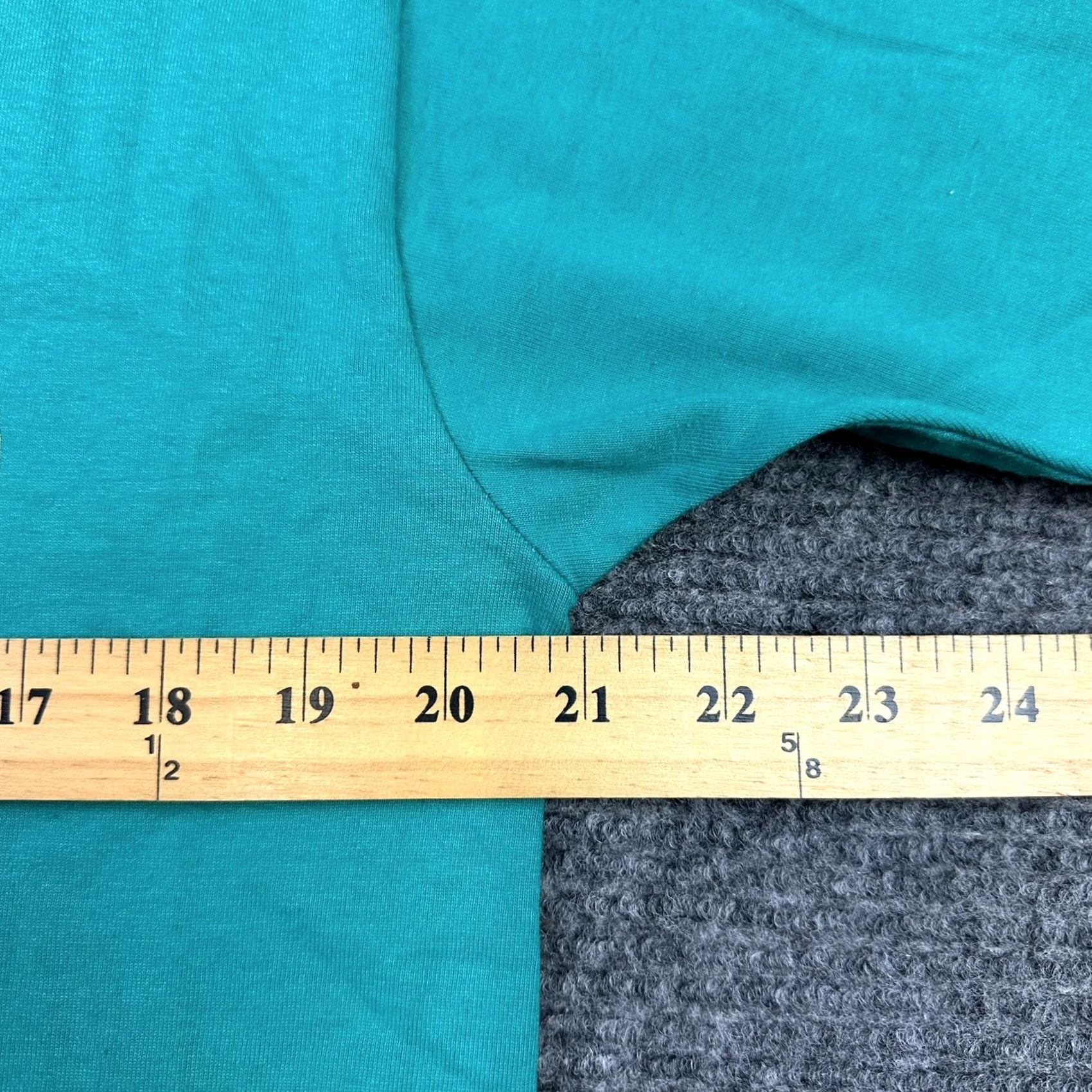 Fruit Of The Loom VINTAGE 1990s Grunge Single Stitch T Shirt Camp Durant Staff Shirt 1994 USA Green Mens L Shirt Size US L / EU 52-54 / 3 - 6 Thumbnail