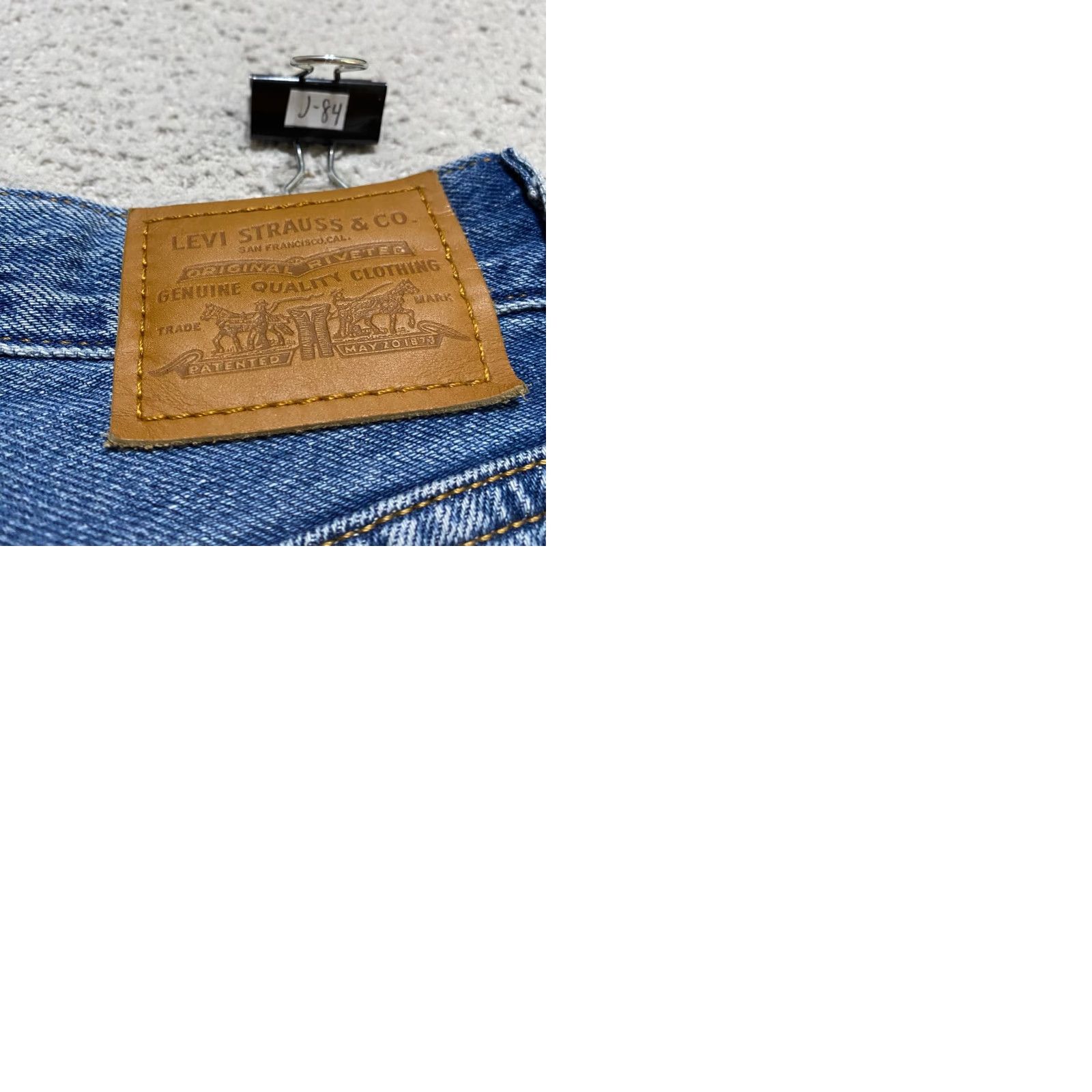 Levi's VINTAGE Size 42" / US 20 - 9 Thumbnail