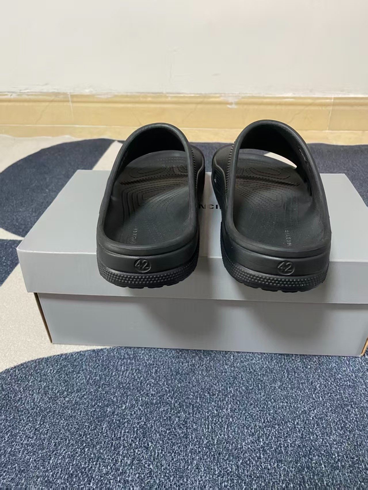 Crocs Crocs x Balenciaga Slides Size US 9 / EU 42 - 3 Thumbnail