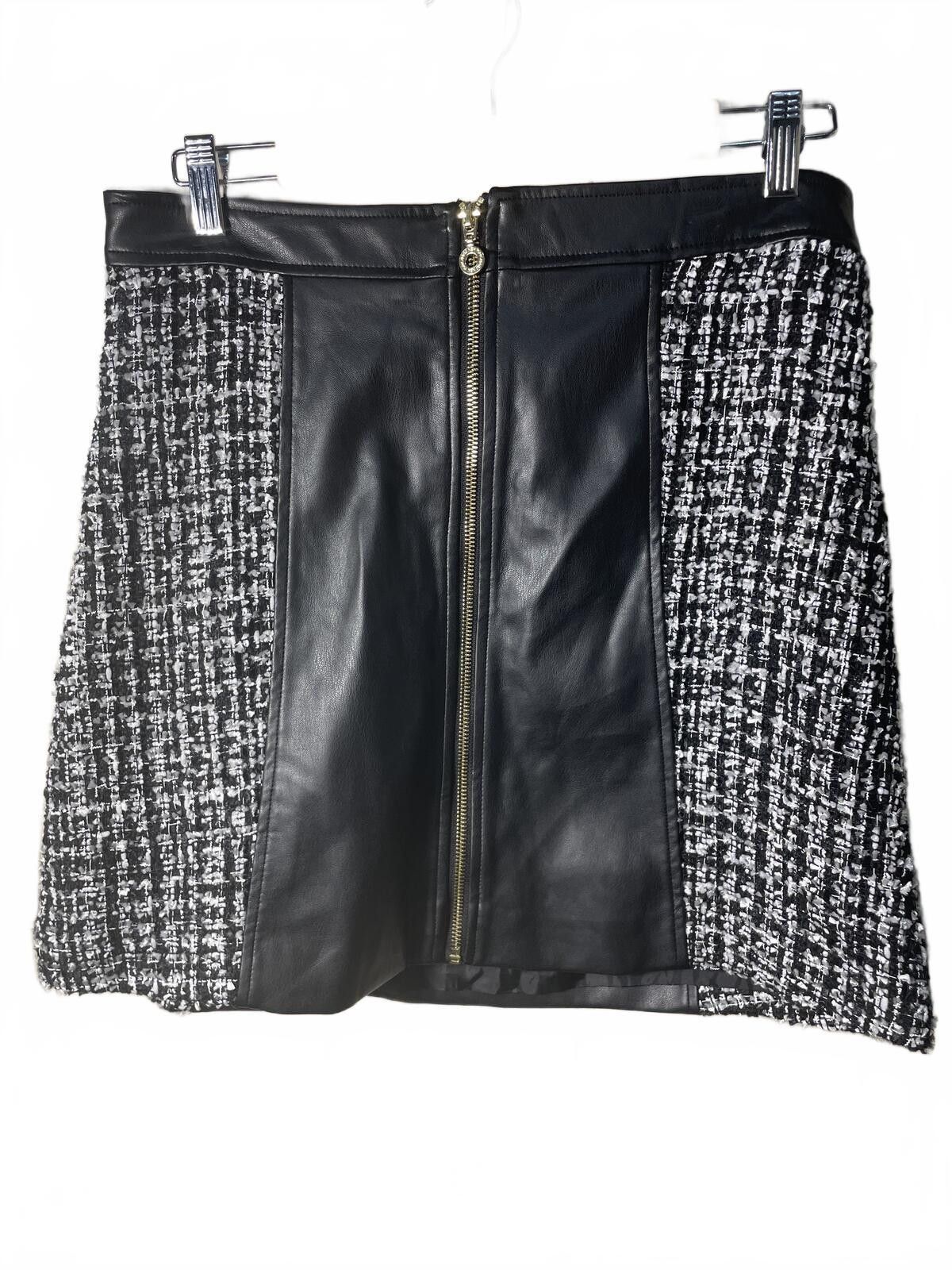 Marc Jacobs Marc New York Tweed Mini Skirt Women's 8 Black White Glam Size 30" / US 8 / IT 44 - 1 Thumbnail