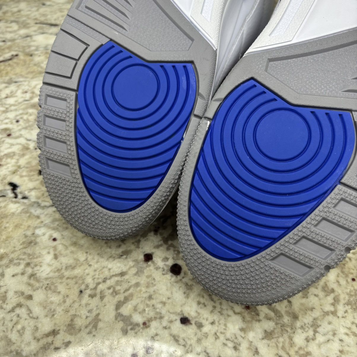 Jordan Brand Size 11-Jordan 3 Retro Racer Blue CLEAN W/Box Size US 11 / EU 44 - 12 Thumbnail
